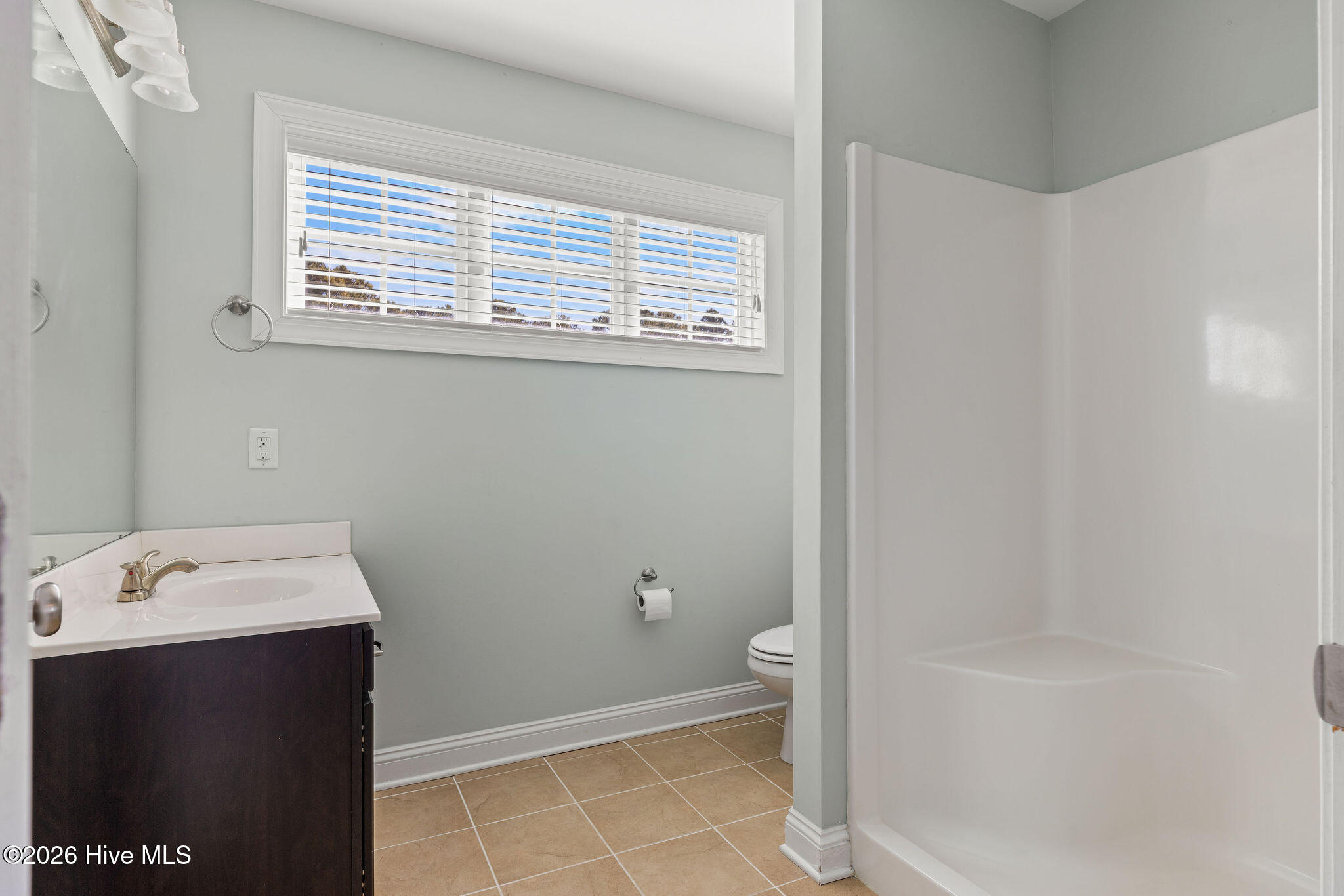 100554608 | Photo 32