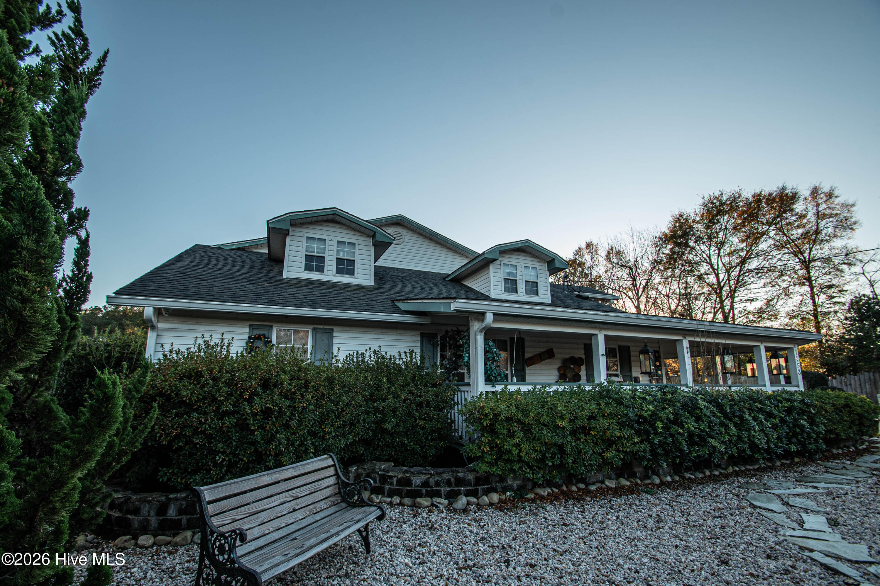 100554642 | Photo 16