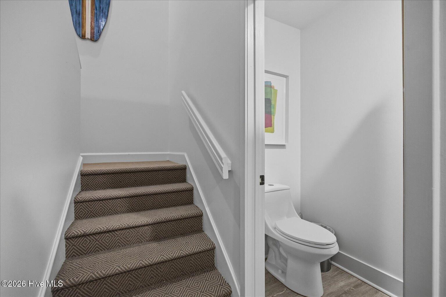 100559466 | Photo 14