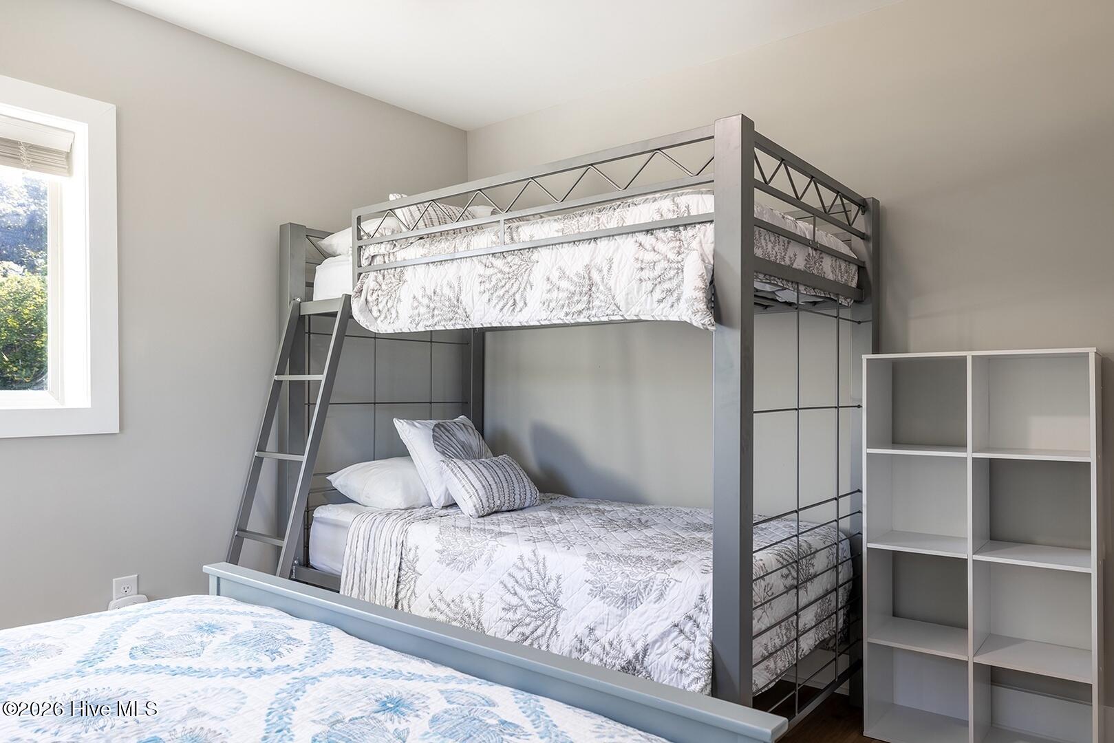 100562312 | Photo 19