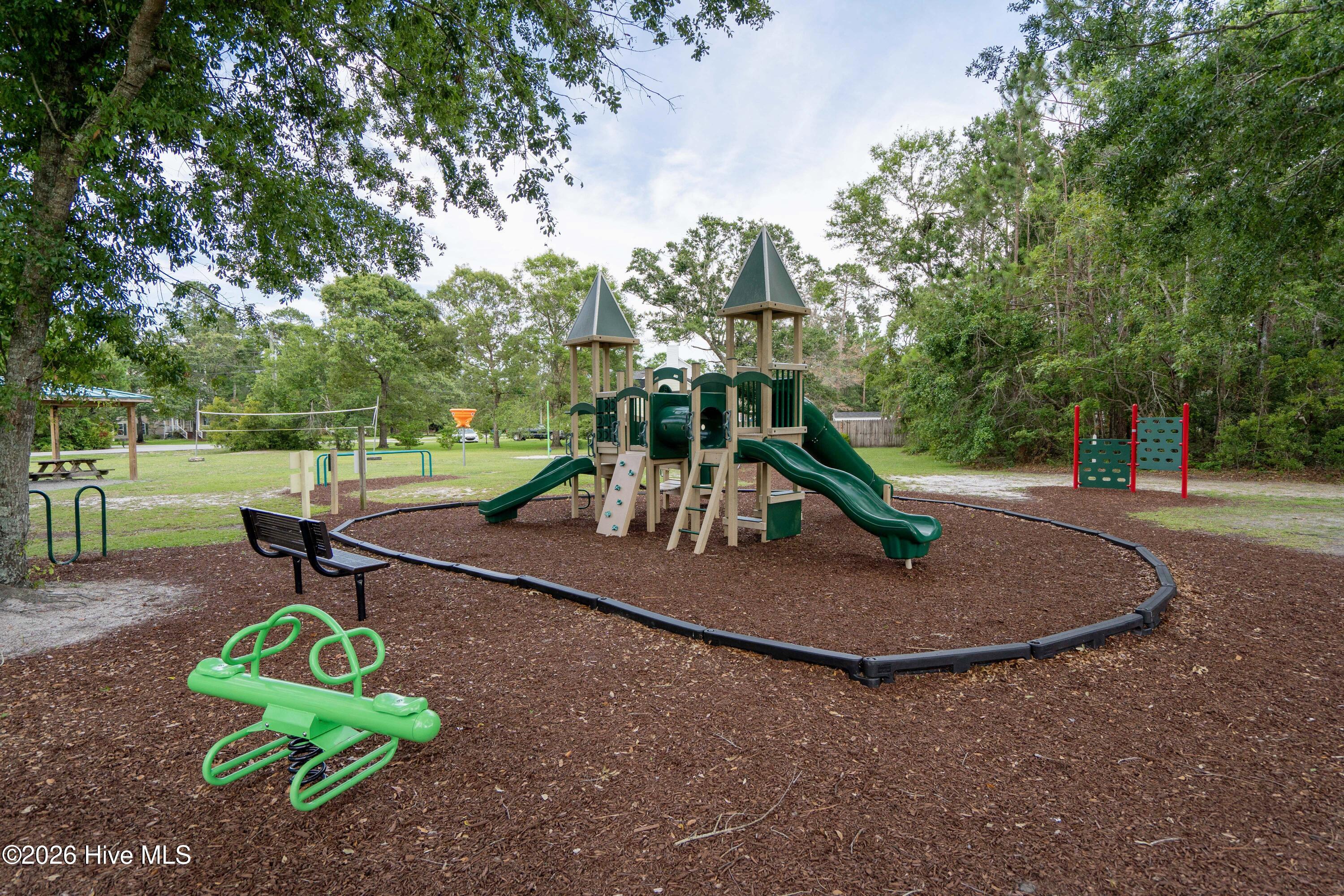 100570640 | Photo 78