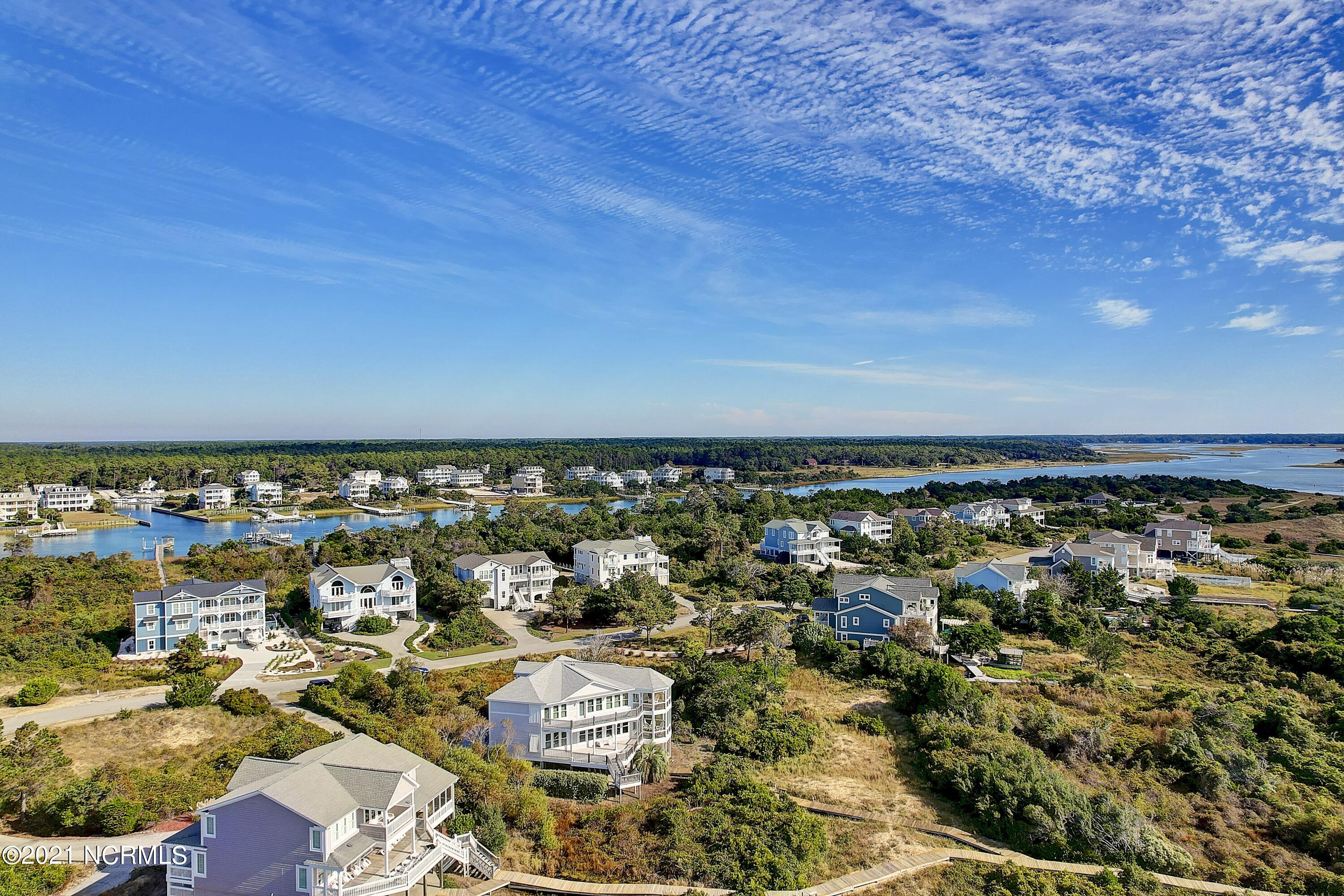 100536702 | Photo 12