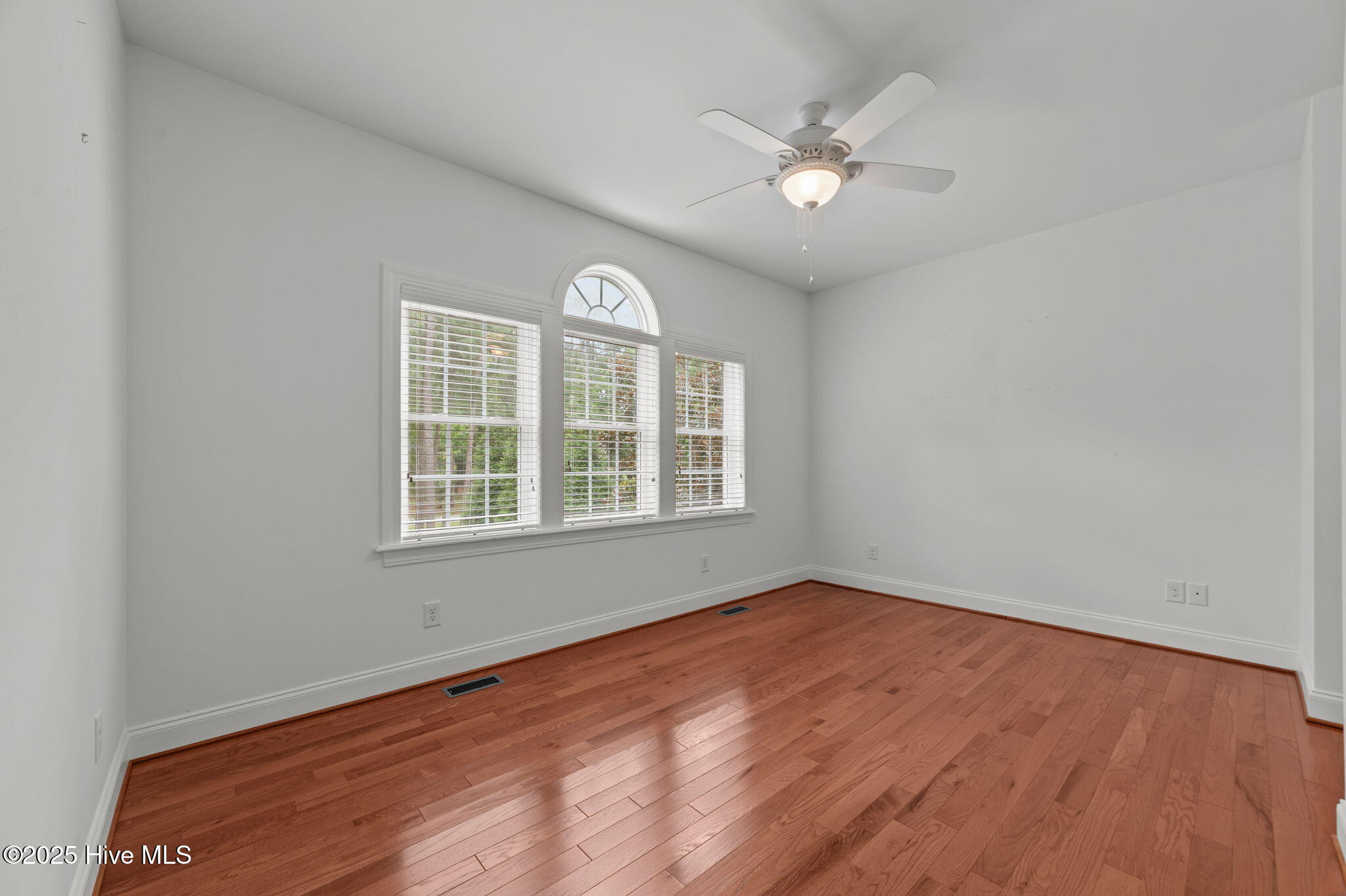 100 Greenbriar Lane, Washington, NC, 27889