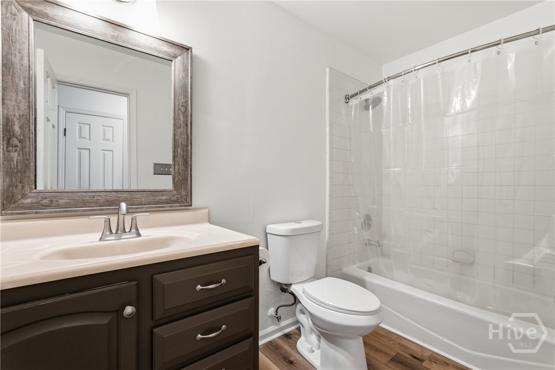 Bathroom 2 is right off the great room hallway.