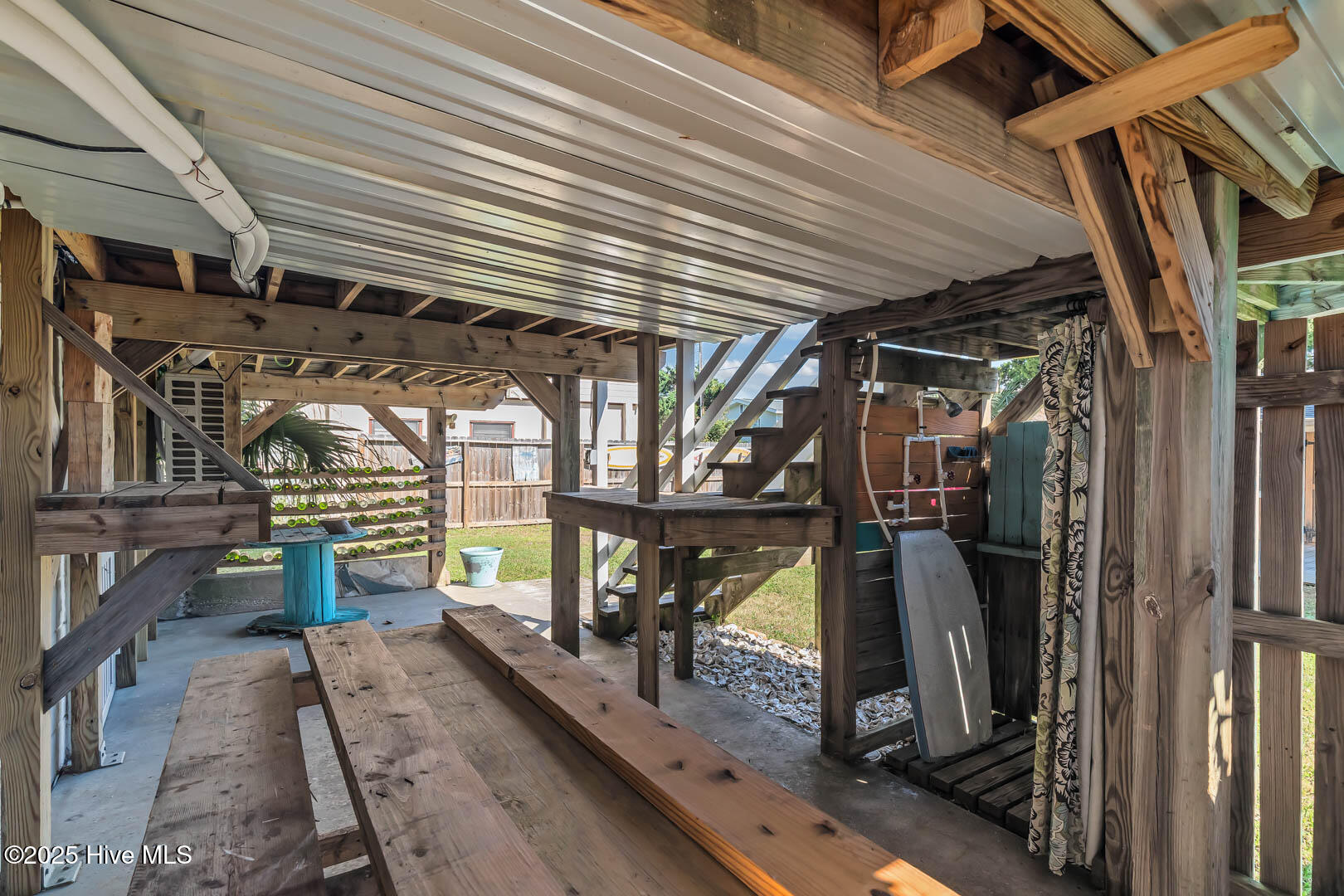 100538071 | Photo 52