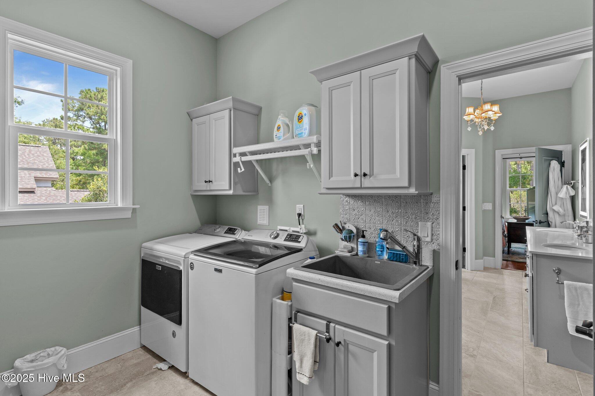 100513257 | Photo 50