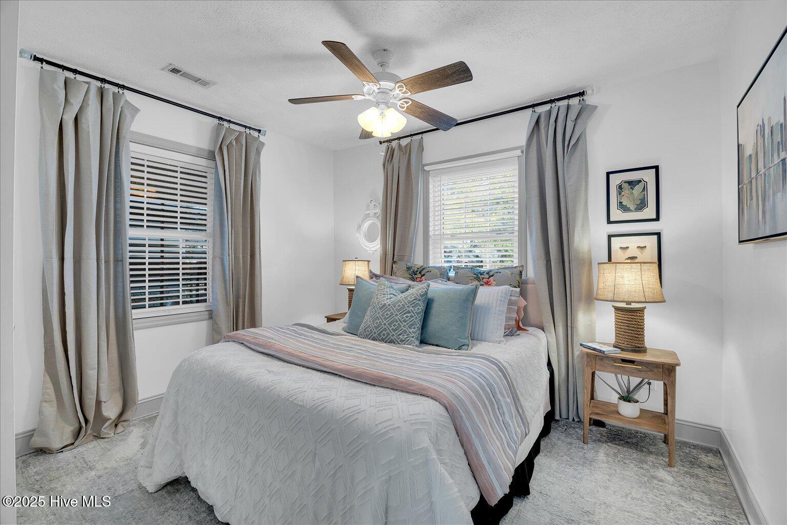 100555399 | Photo 21