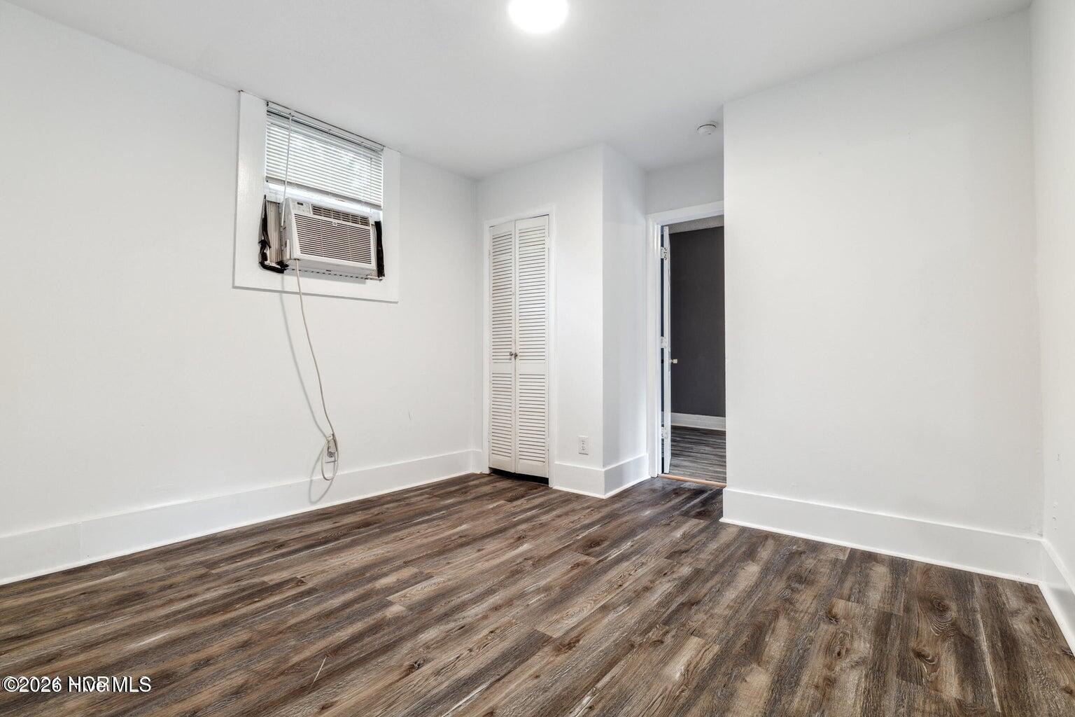 100555936 | Photo 18