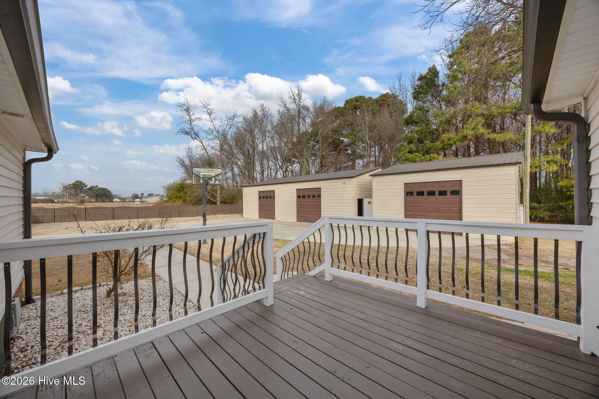 Homes for sale in Greenville, NC | 3905 Hudsons Crossroads Rd, Greenville, NC 27858 | MLS# 100549478