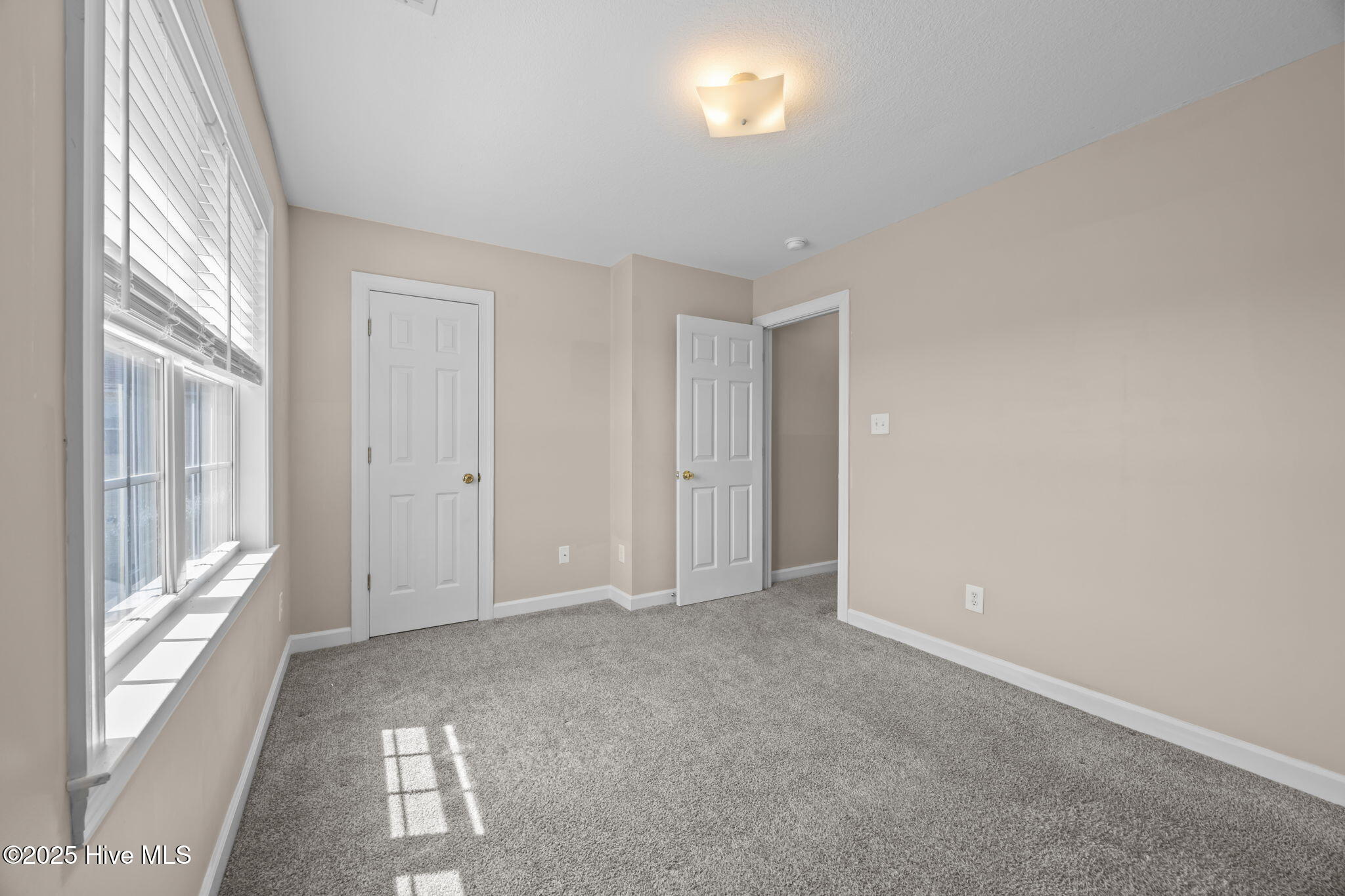 911 Springwood Drive,Jacksonville