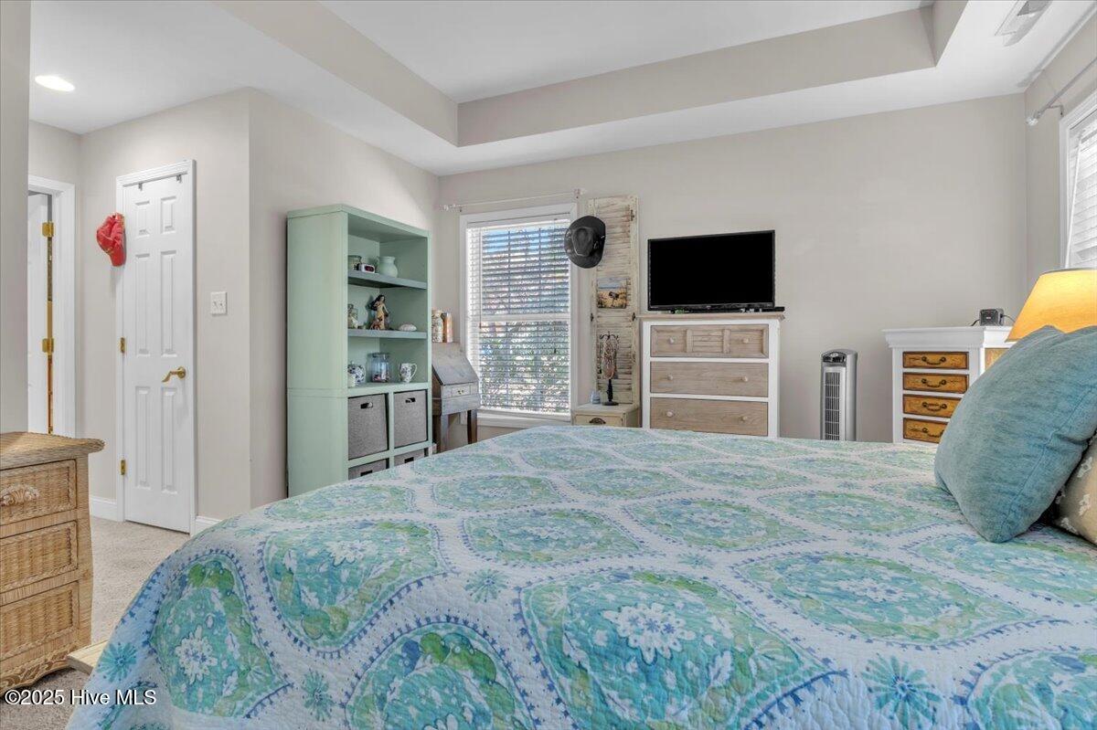 100544384 | Photo 25