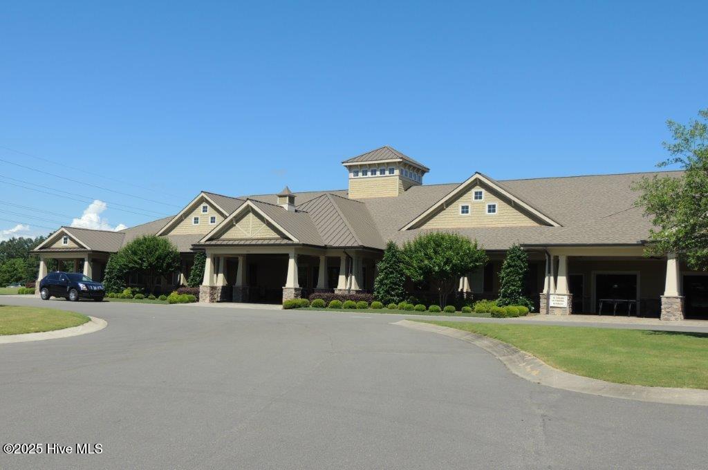 100532415 | Photo 40