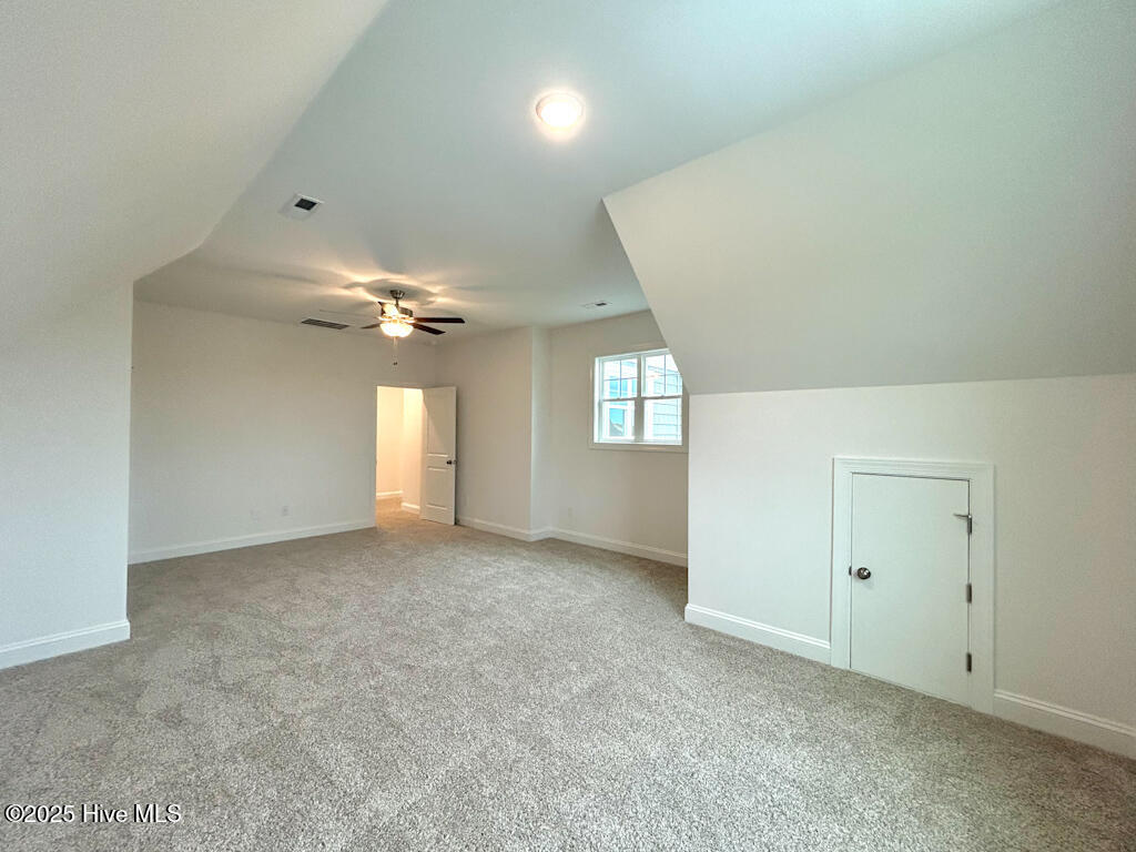 100510036 | Photo 41