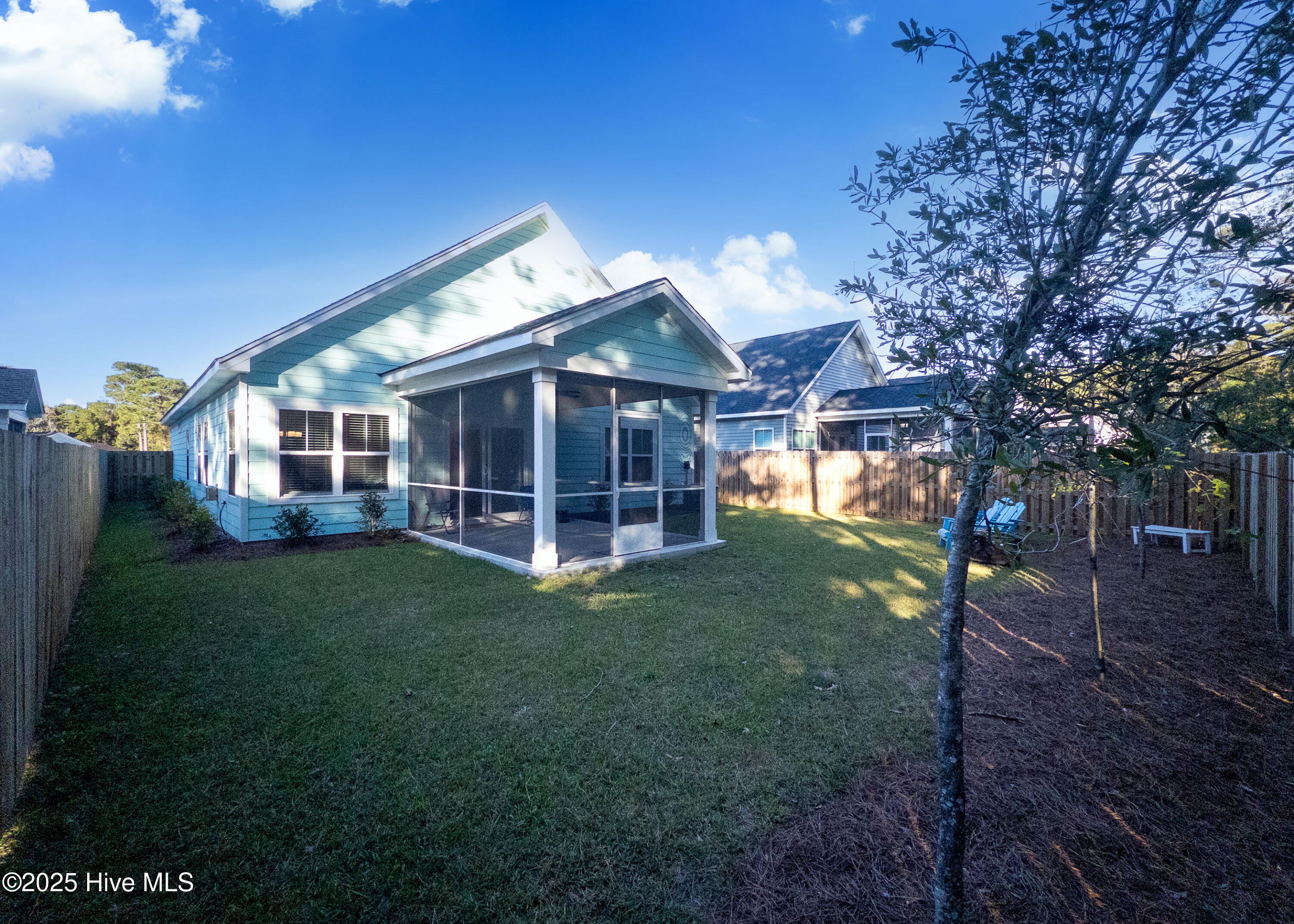 100539814 | Photo 32