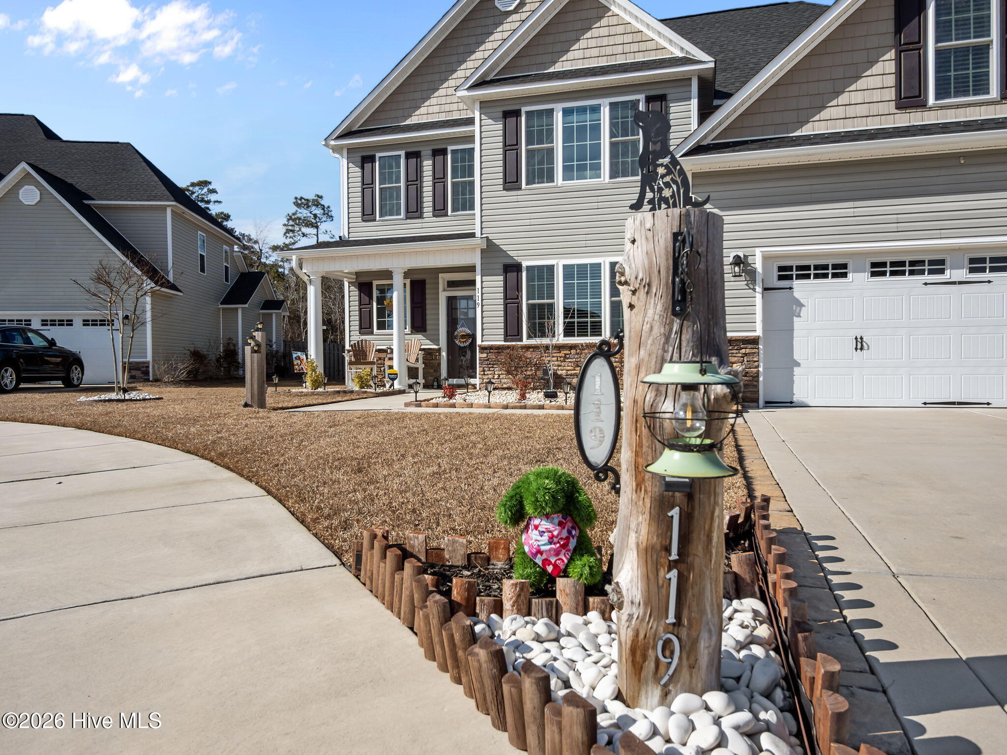 100554631 | Photo 52