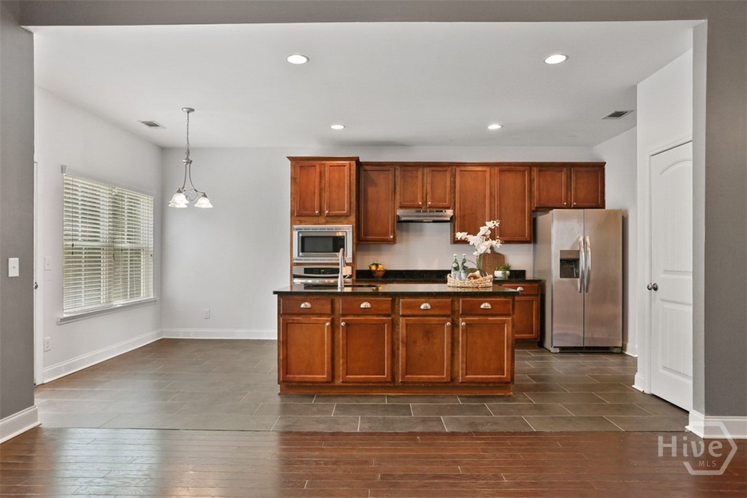 204 Waverly Lane