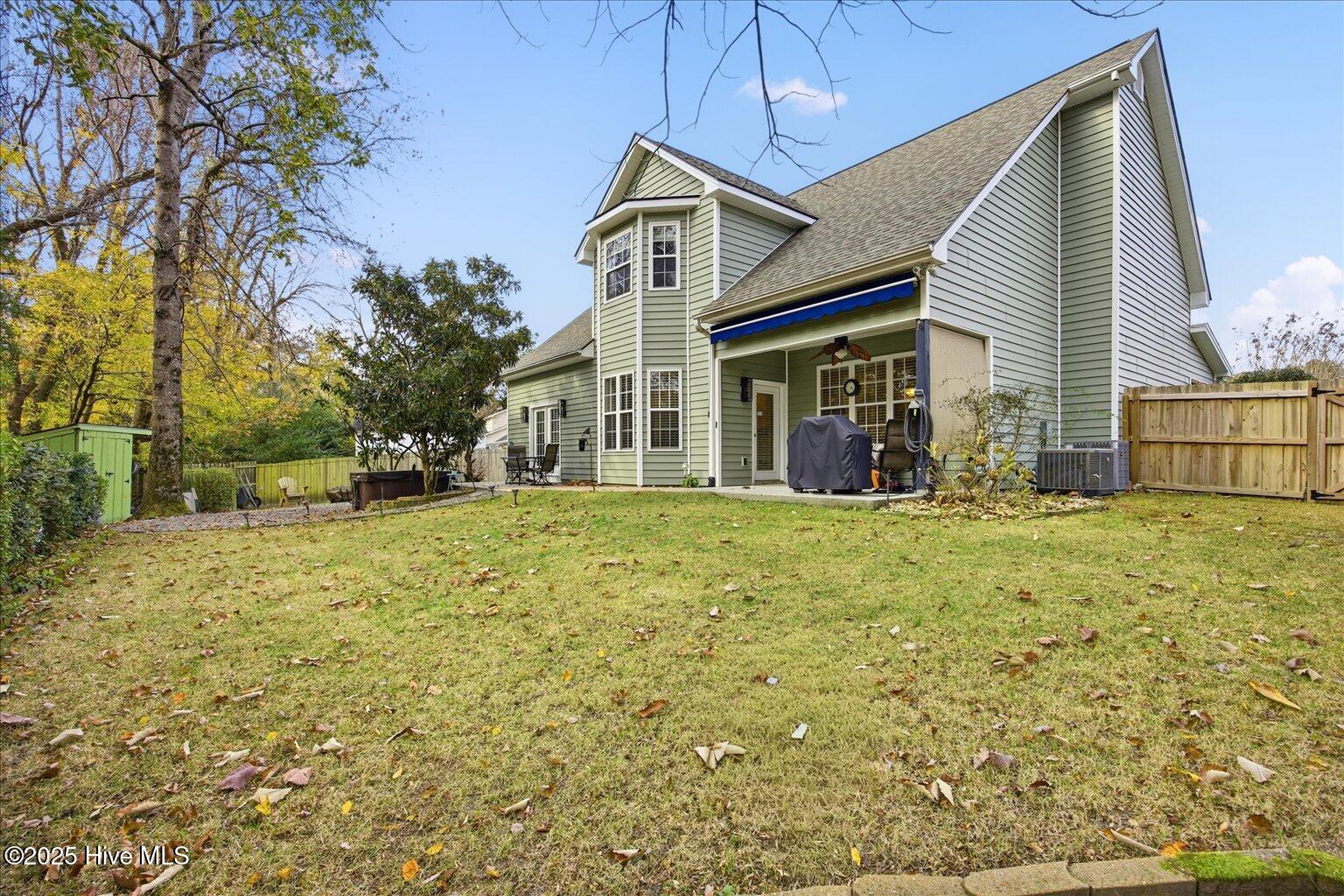 100543897 | Photo 28