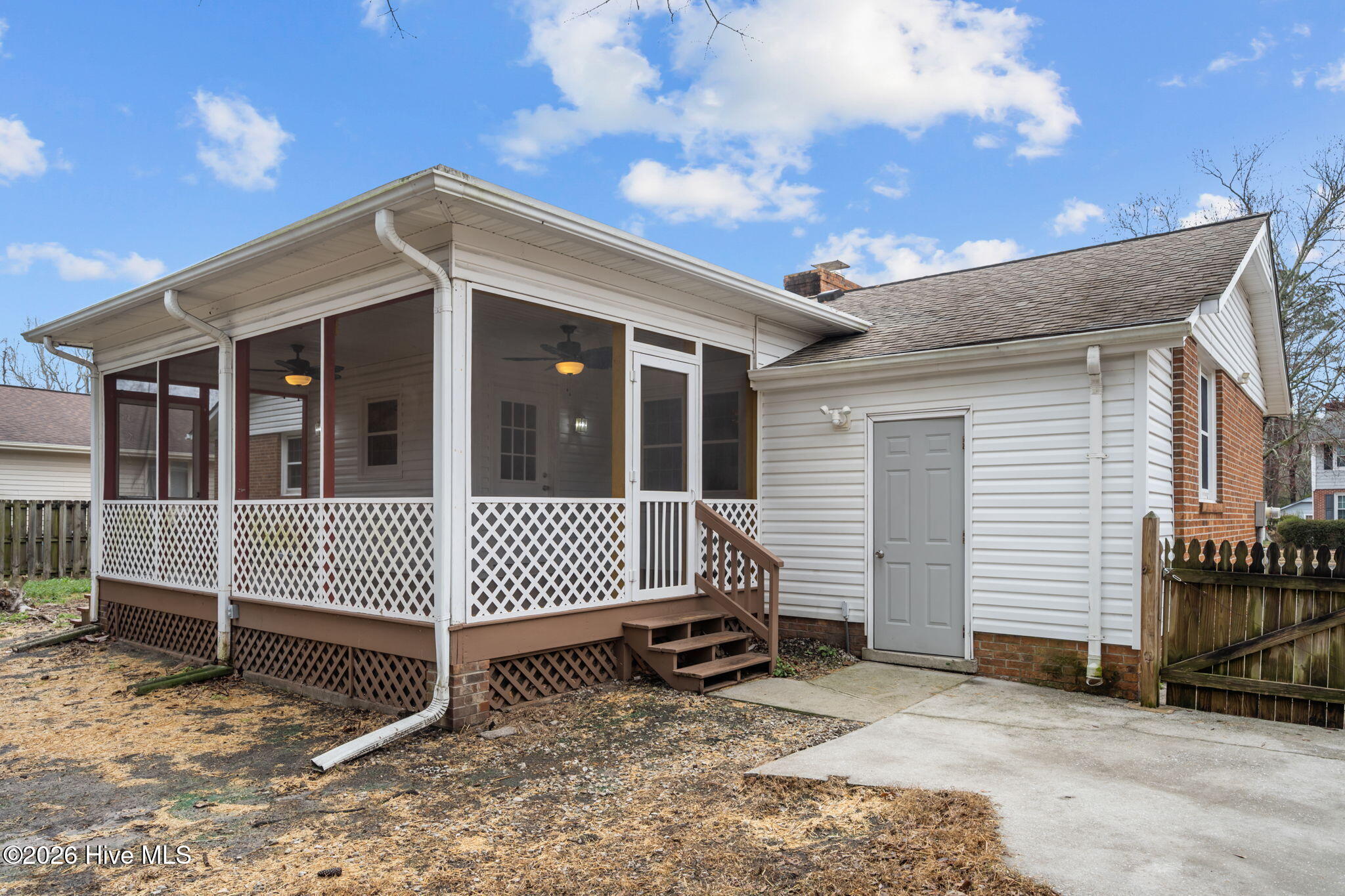 100554192 | Photo 12