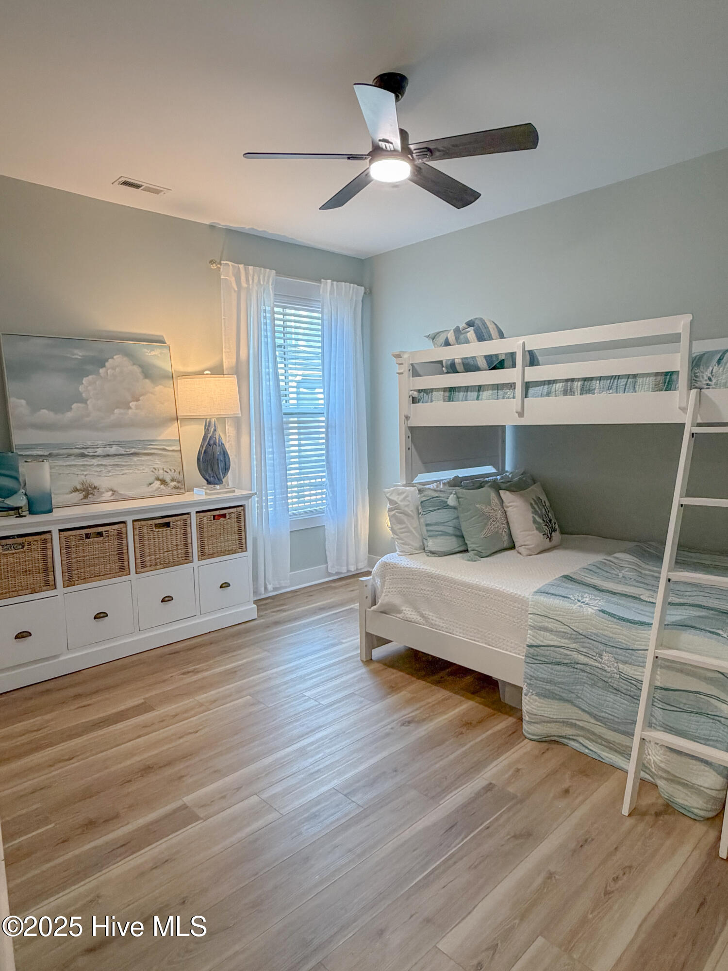 100546436 | Photo 39