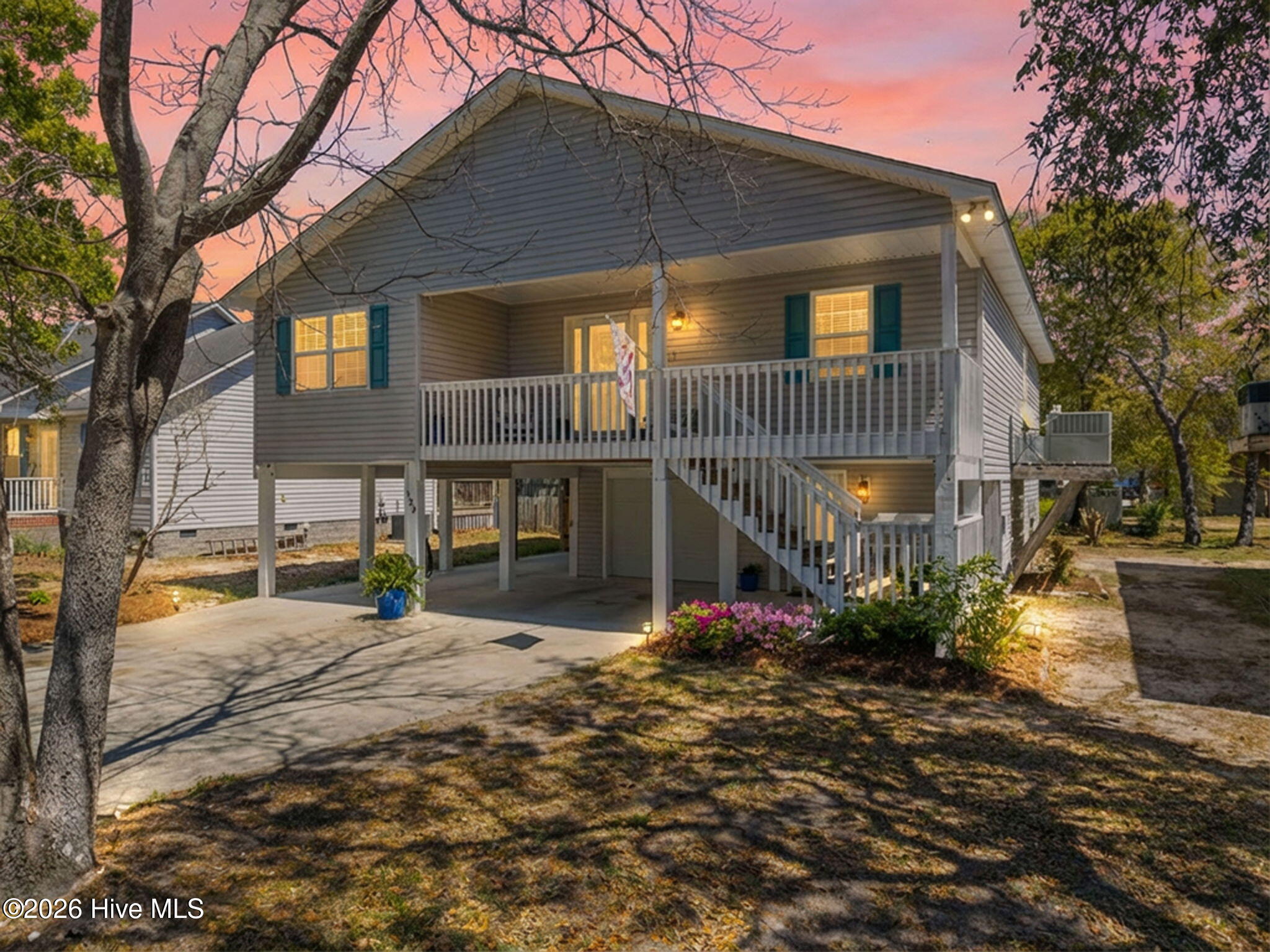 100567524 | Photo 37