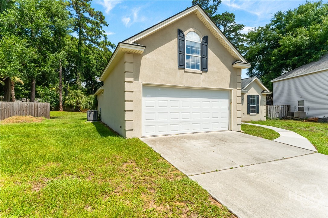 Photo 3 of Single family home for sale at 213 Fish Hawk Ln, Savannah, GA 31410 | MLS# SA359798 | Listing updated on 2026-09-22
