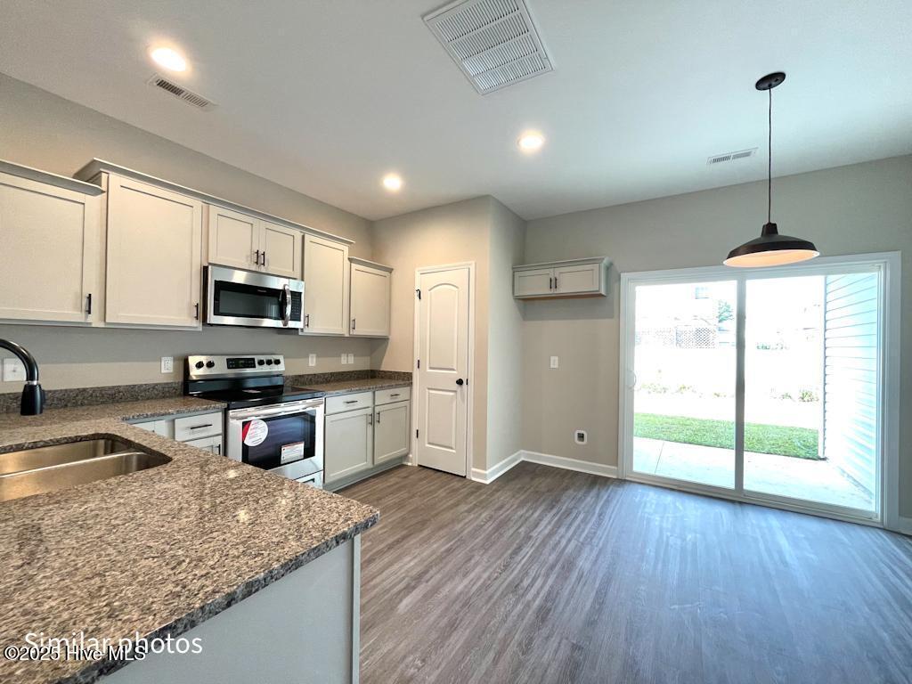 Homes for sale in Sneads Ferry, NC | 730 Cross Bridge Way, Sneads Ferry, NC 28460 | MLS# 100538494