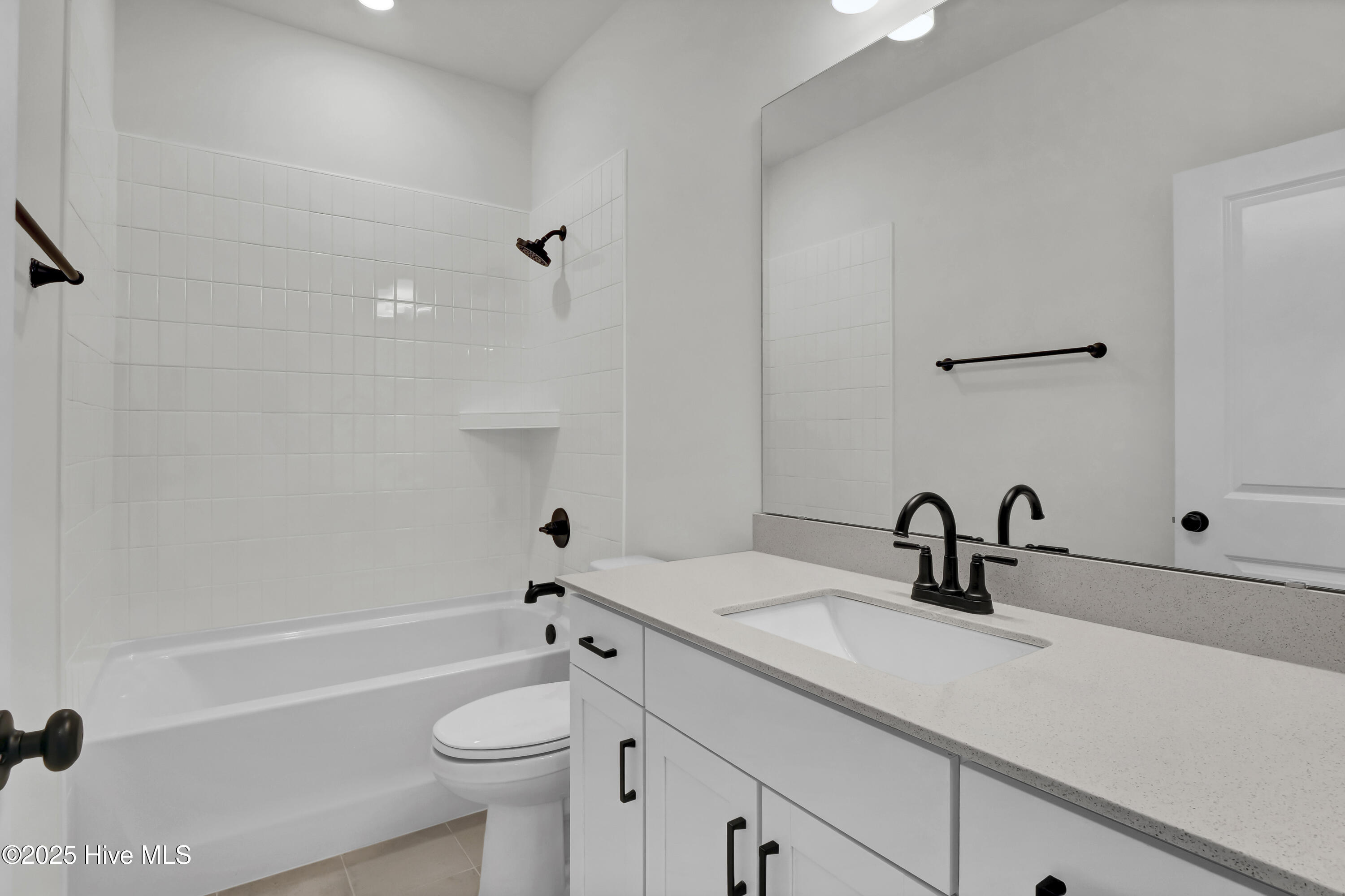 100551524 | Photo 23