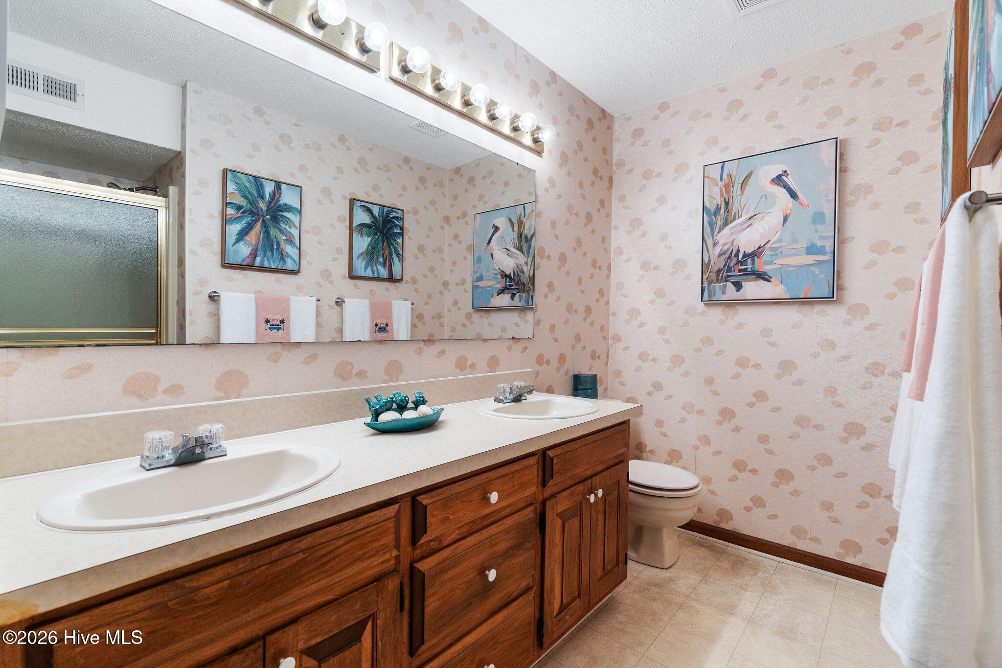 100559417 | Photo 34