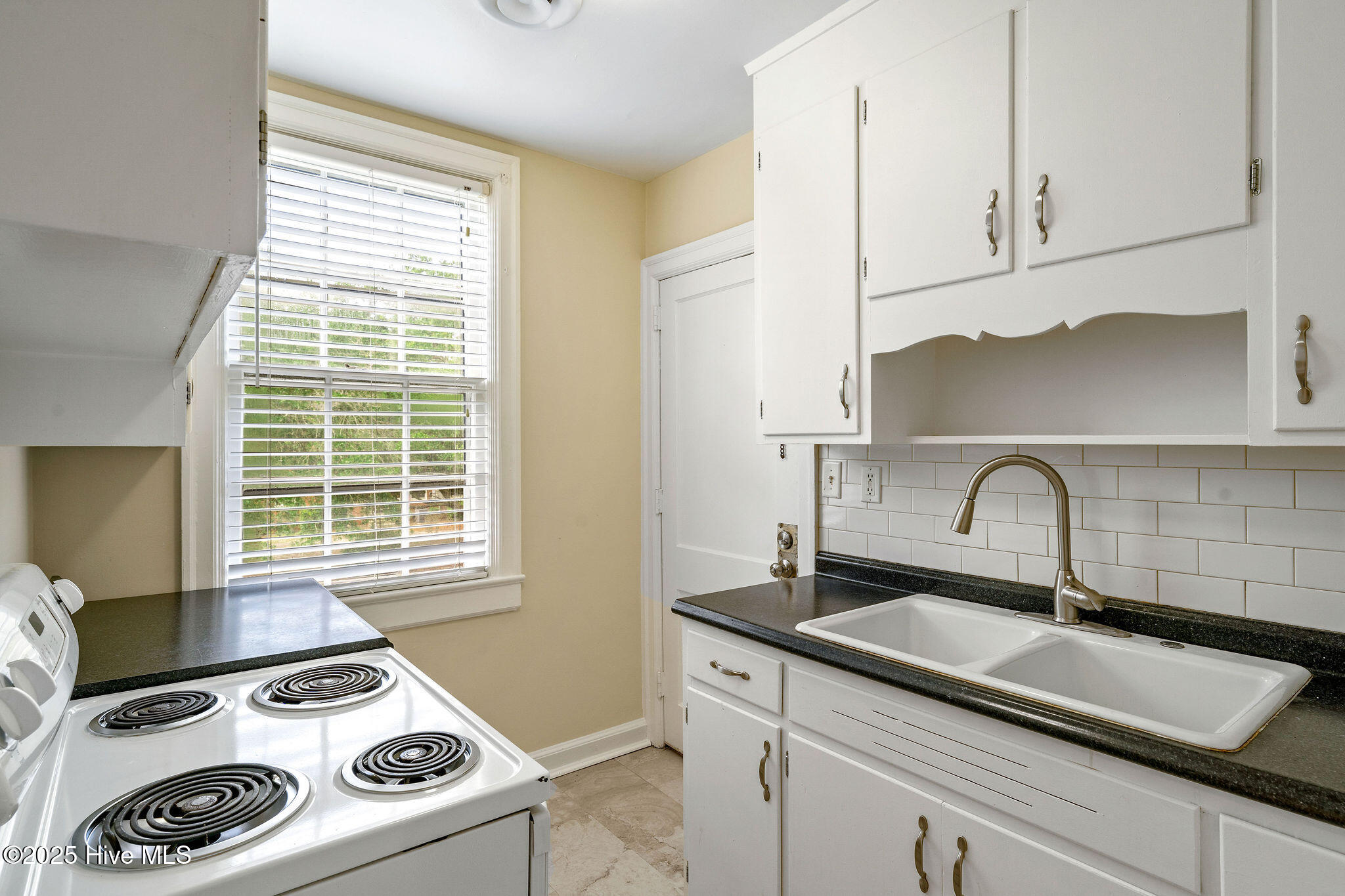 2940 Oleander Drive C11, Wilmington, NC 28403 – photo 16: 2940OleanderDrUnitC11-15