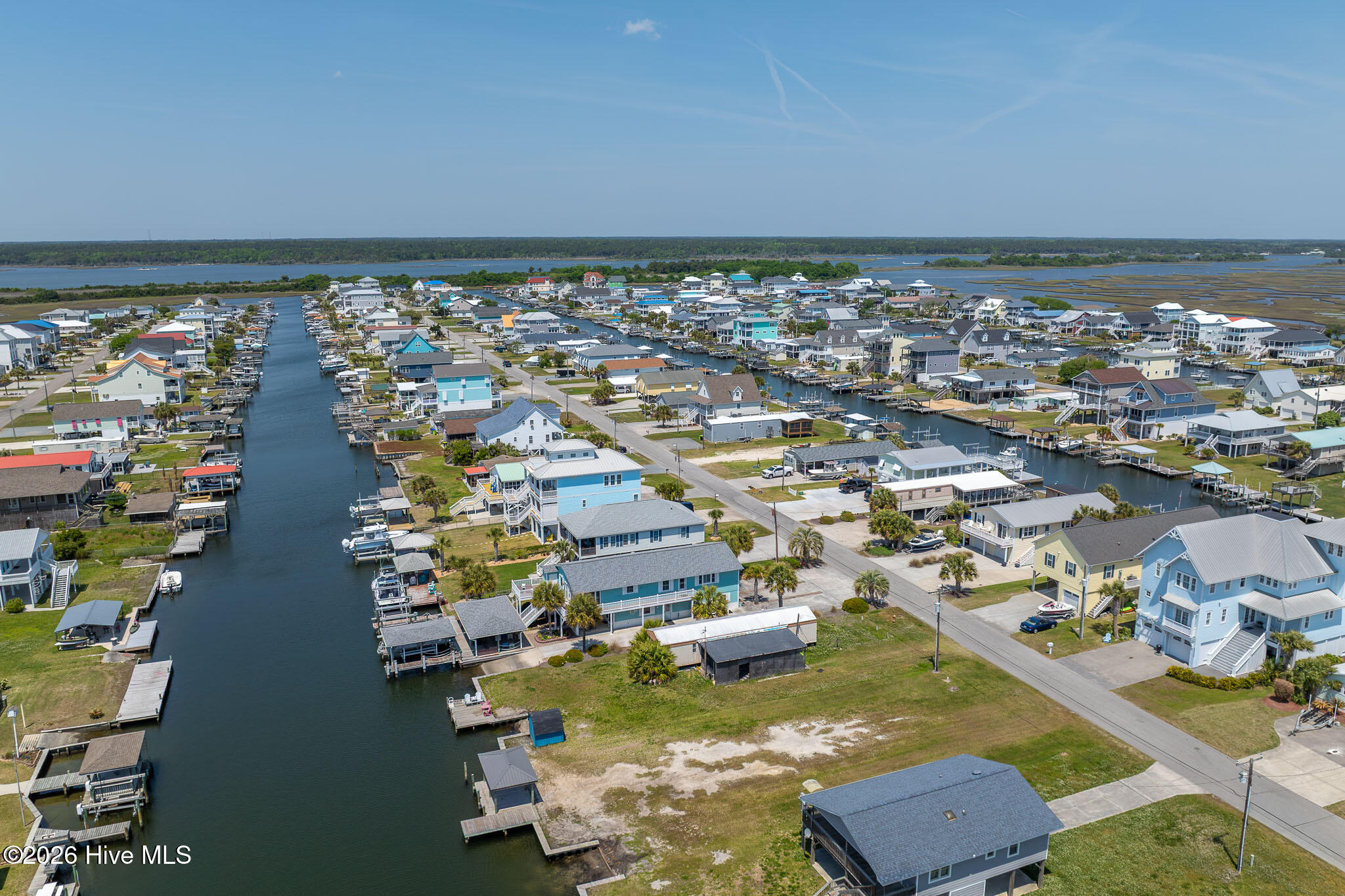 100569723 | Photo 28