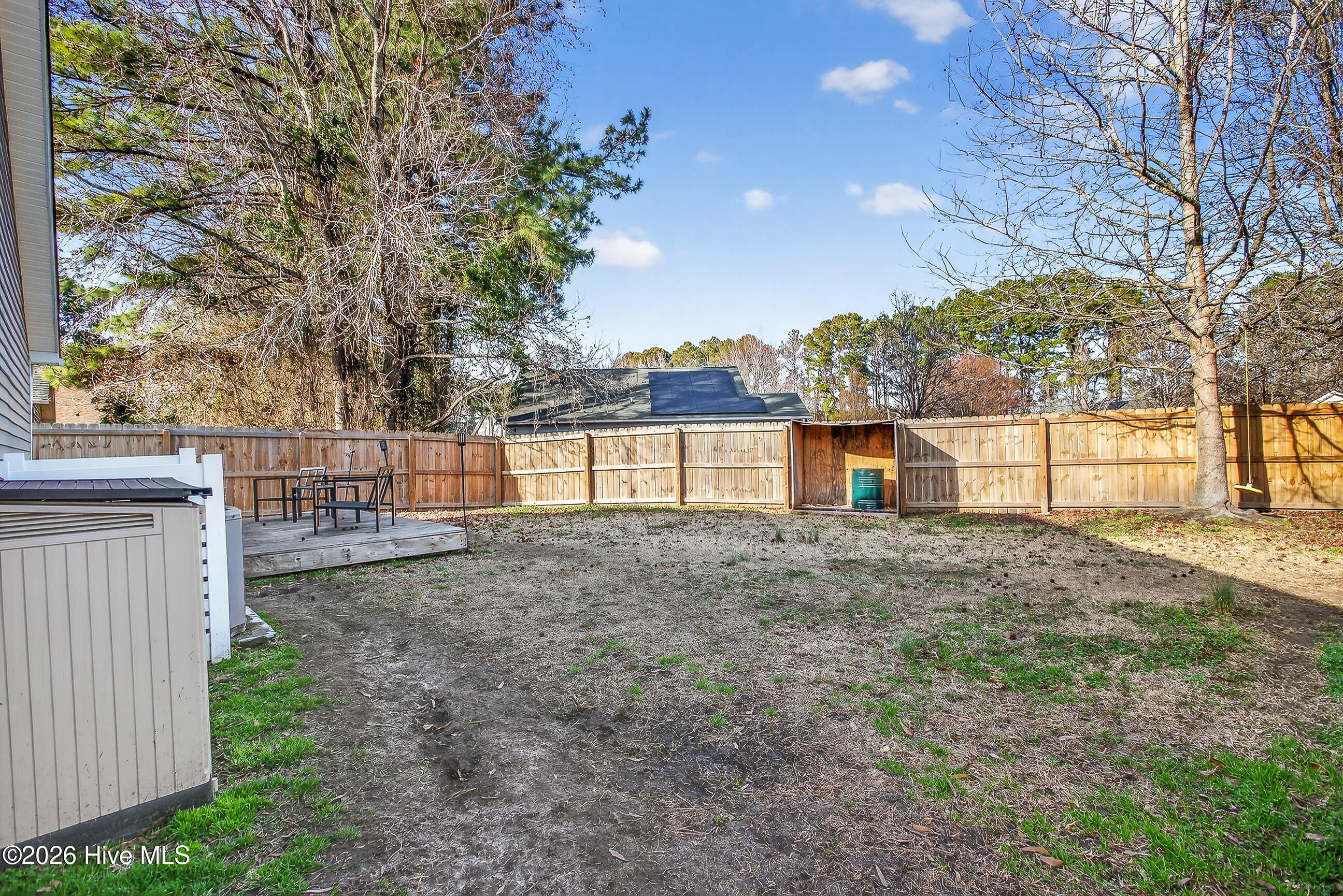 100557845 | Photo 16