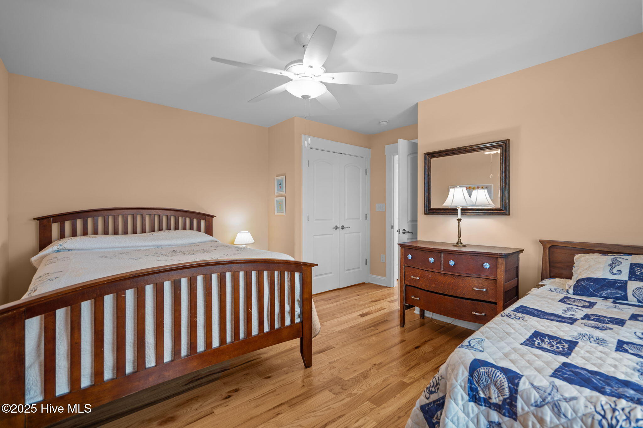 100541907 | Photo 27