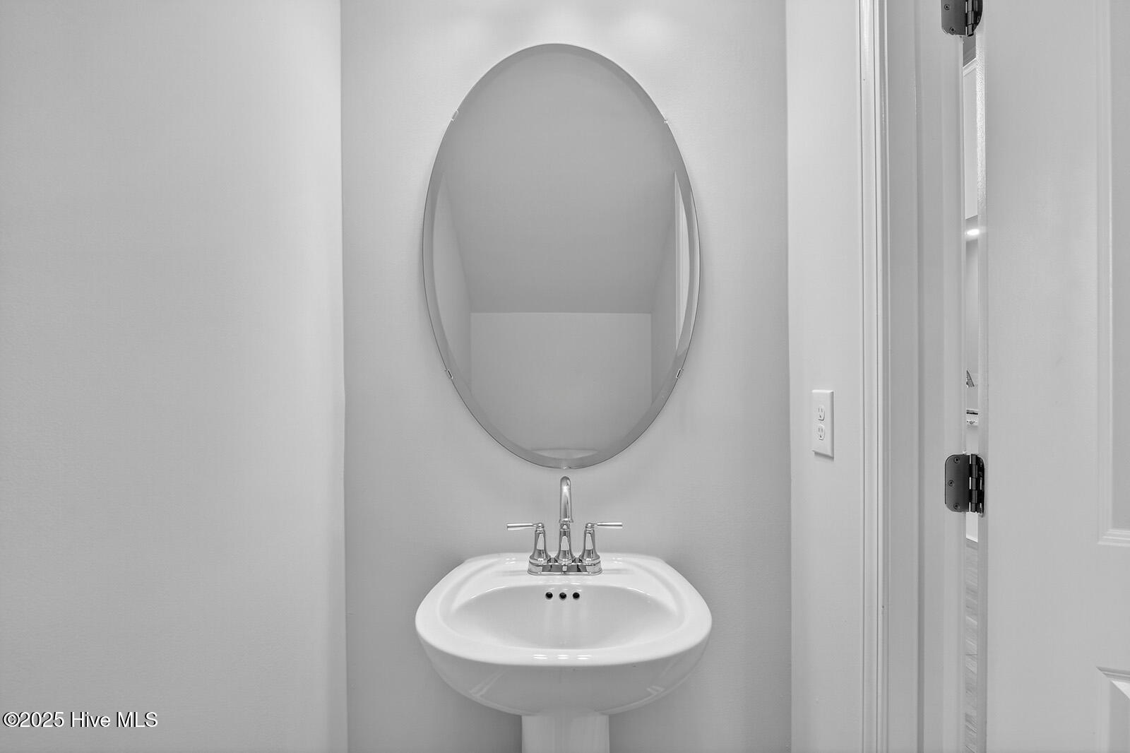 100511677 | Photo 12