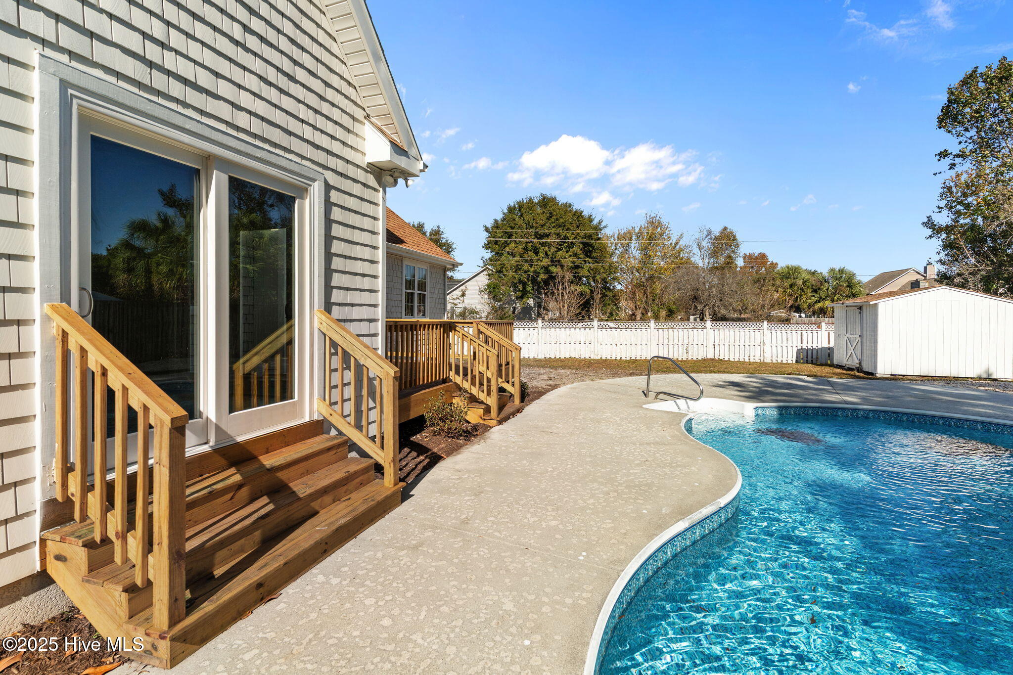 701 Barksdale Road, Wilmington, NC 28409 – photo 14: 15-web-or-mls-BTS08585