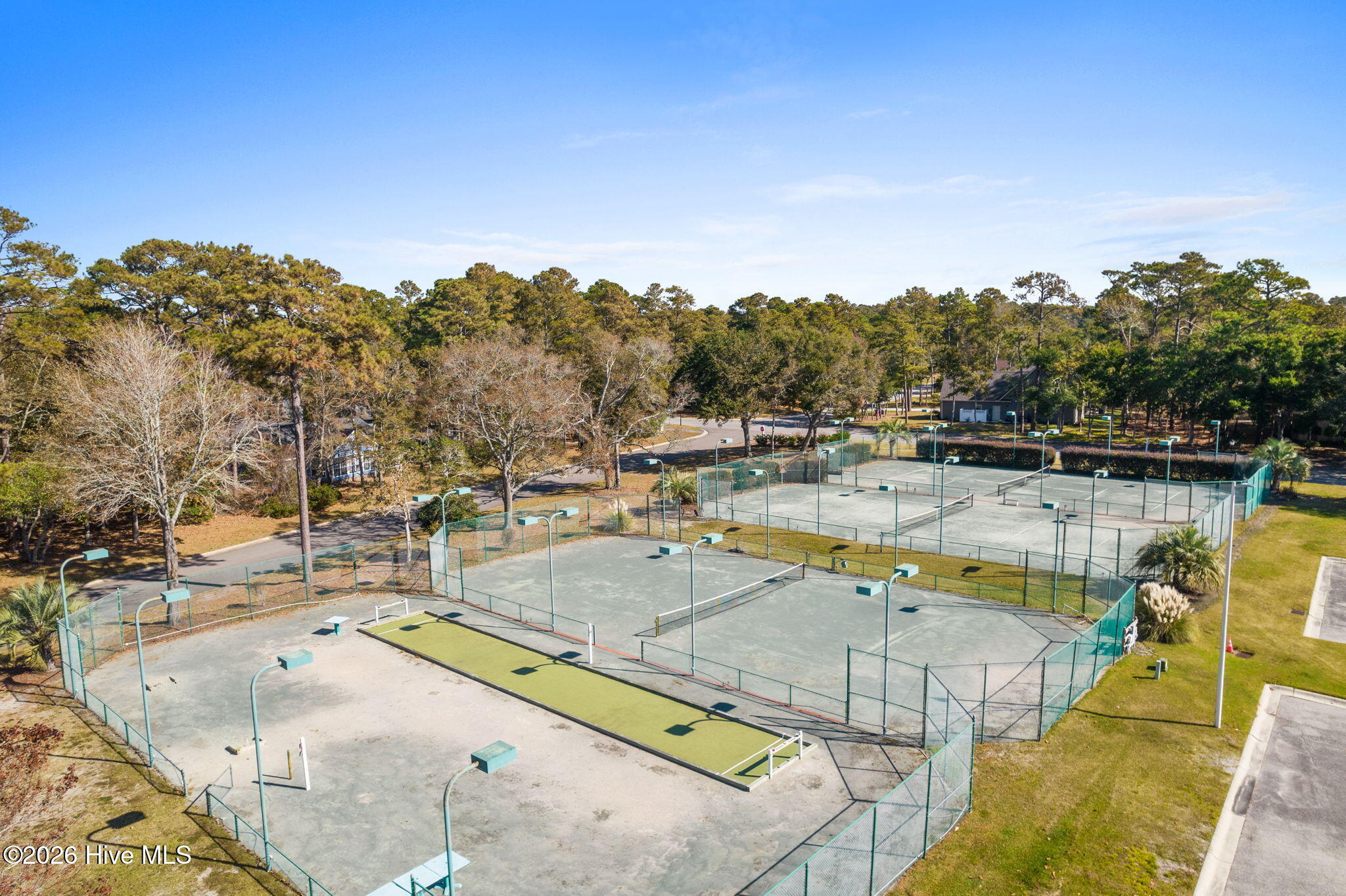 100563194 | Photo 57