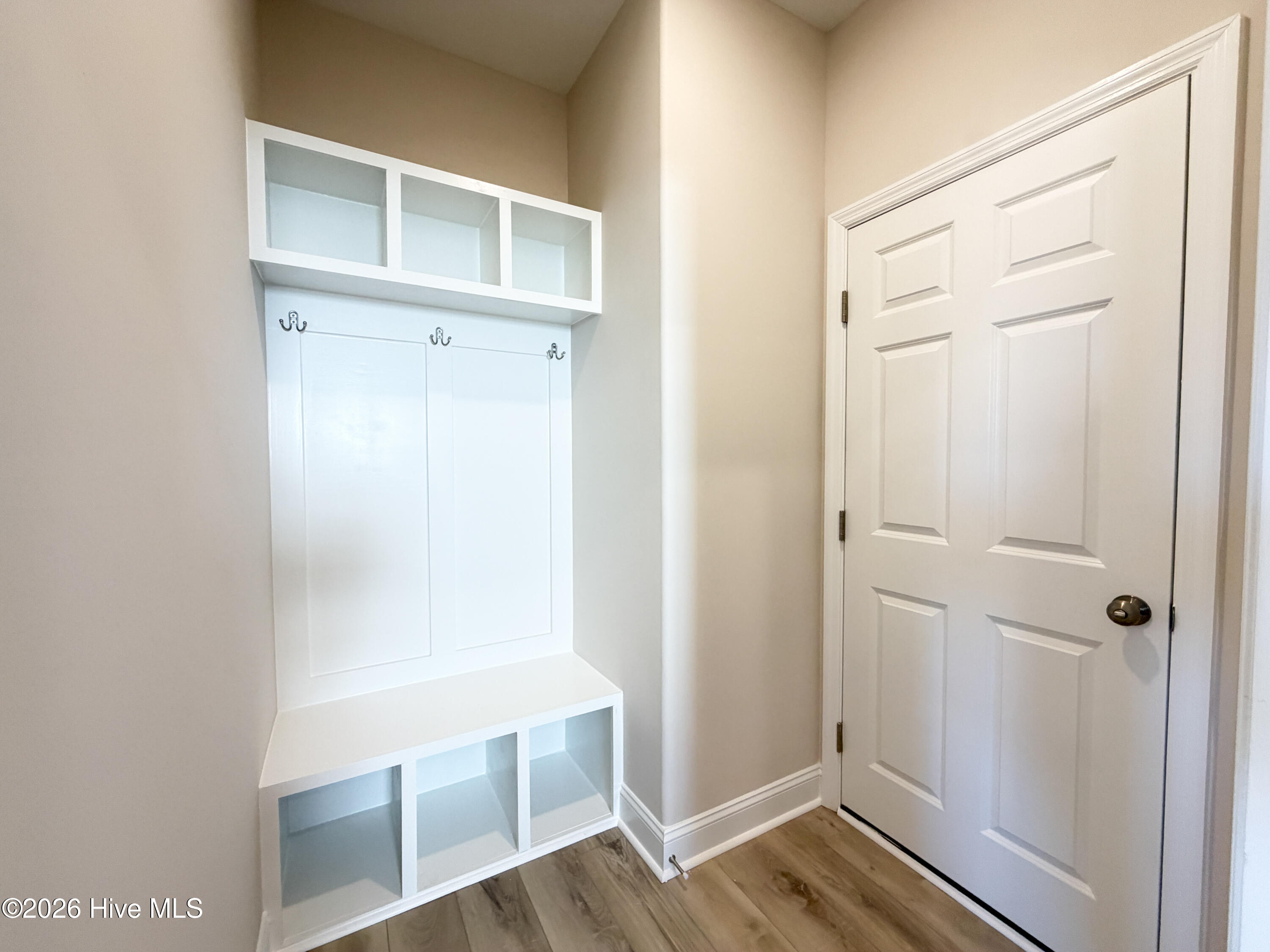 100551555 | Photo 13