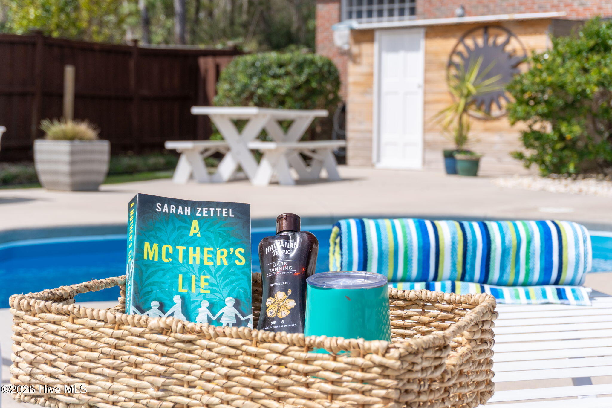 100562589 | Photo 60