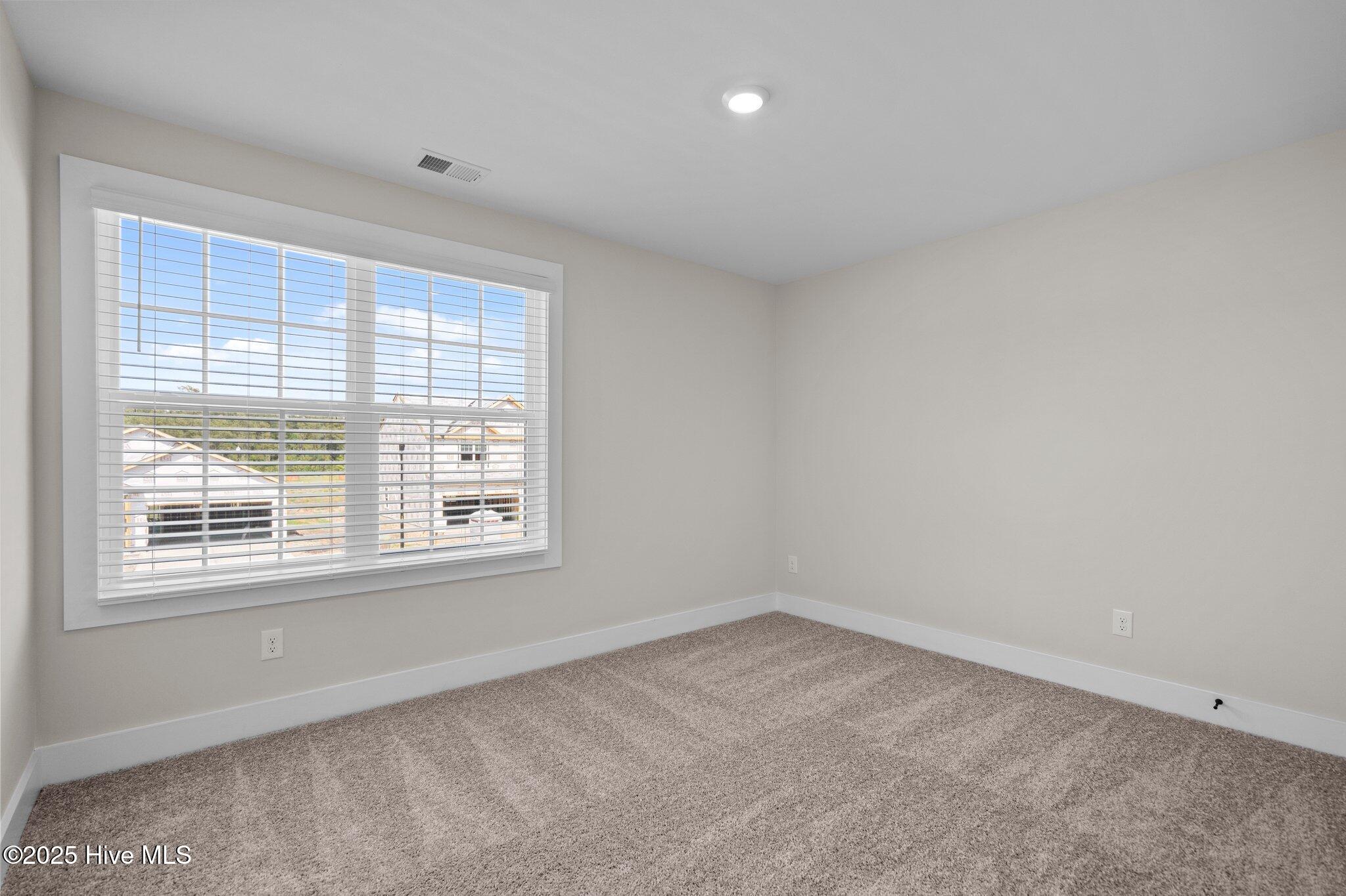 100505536 | Photo 28