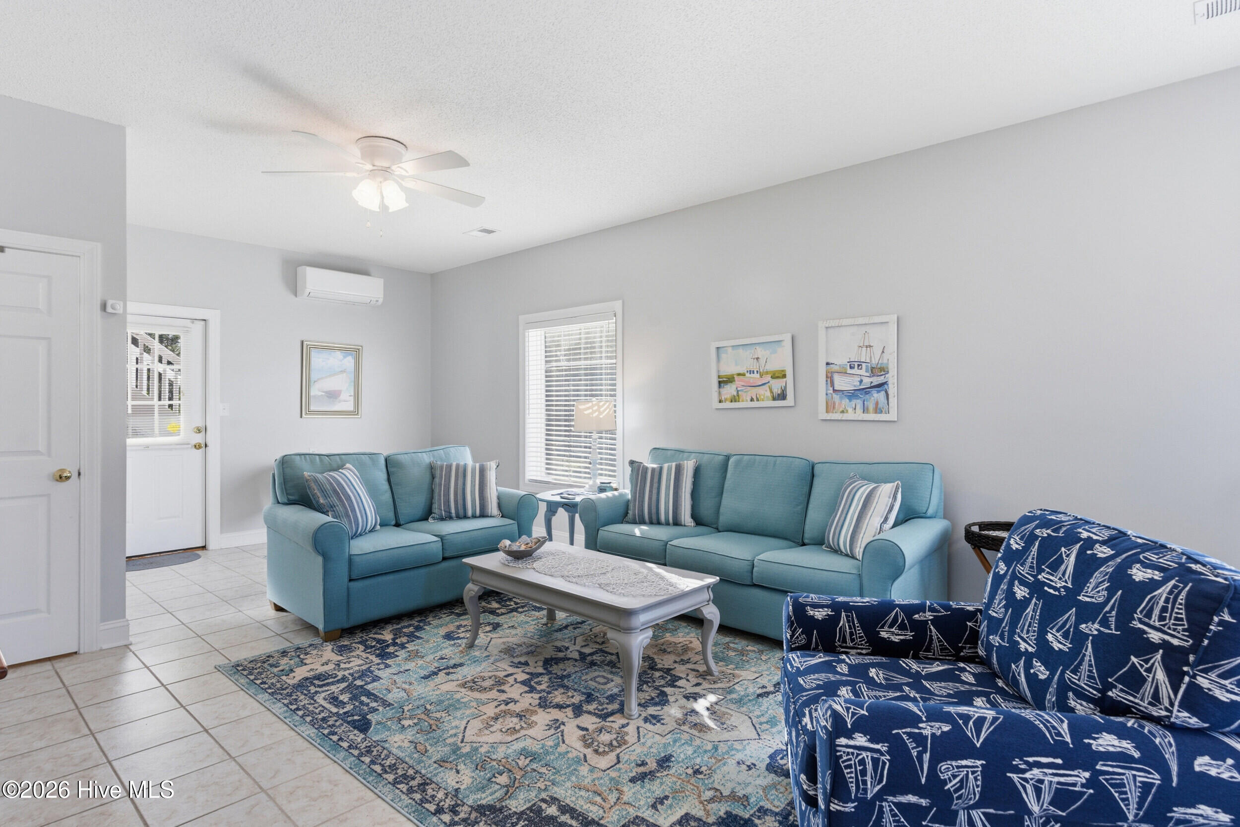 100549898 | Photo 25