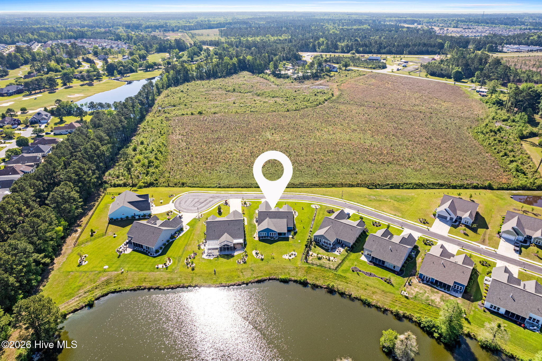 100560467 | Photo 46