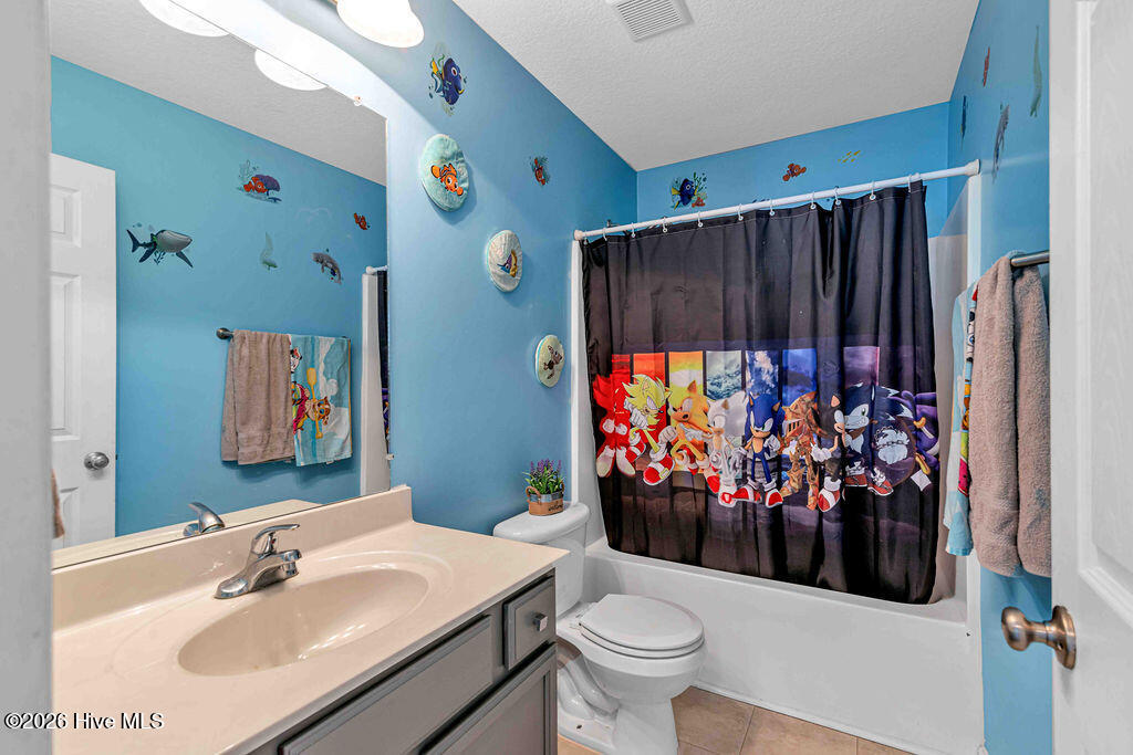 100567733 | Photo 29