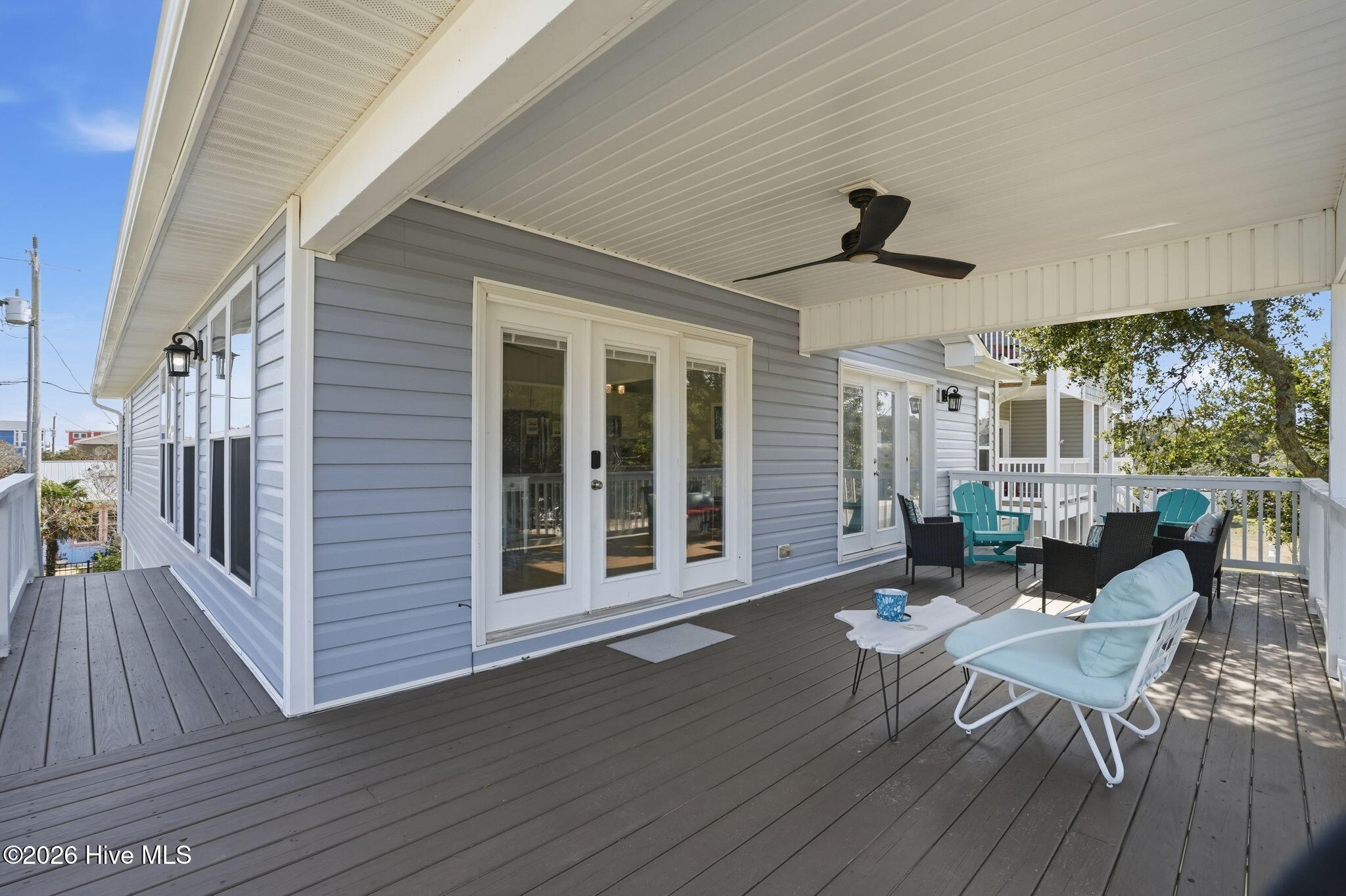 100558561 | Photo 12