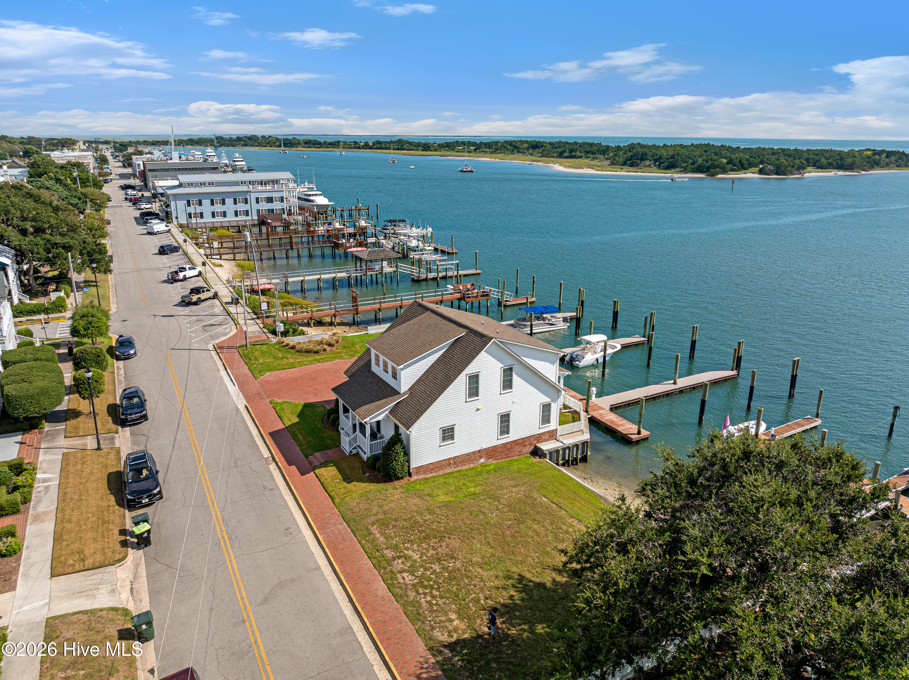 122 Front Street & Slip #5,Beaufort