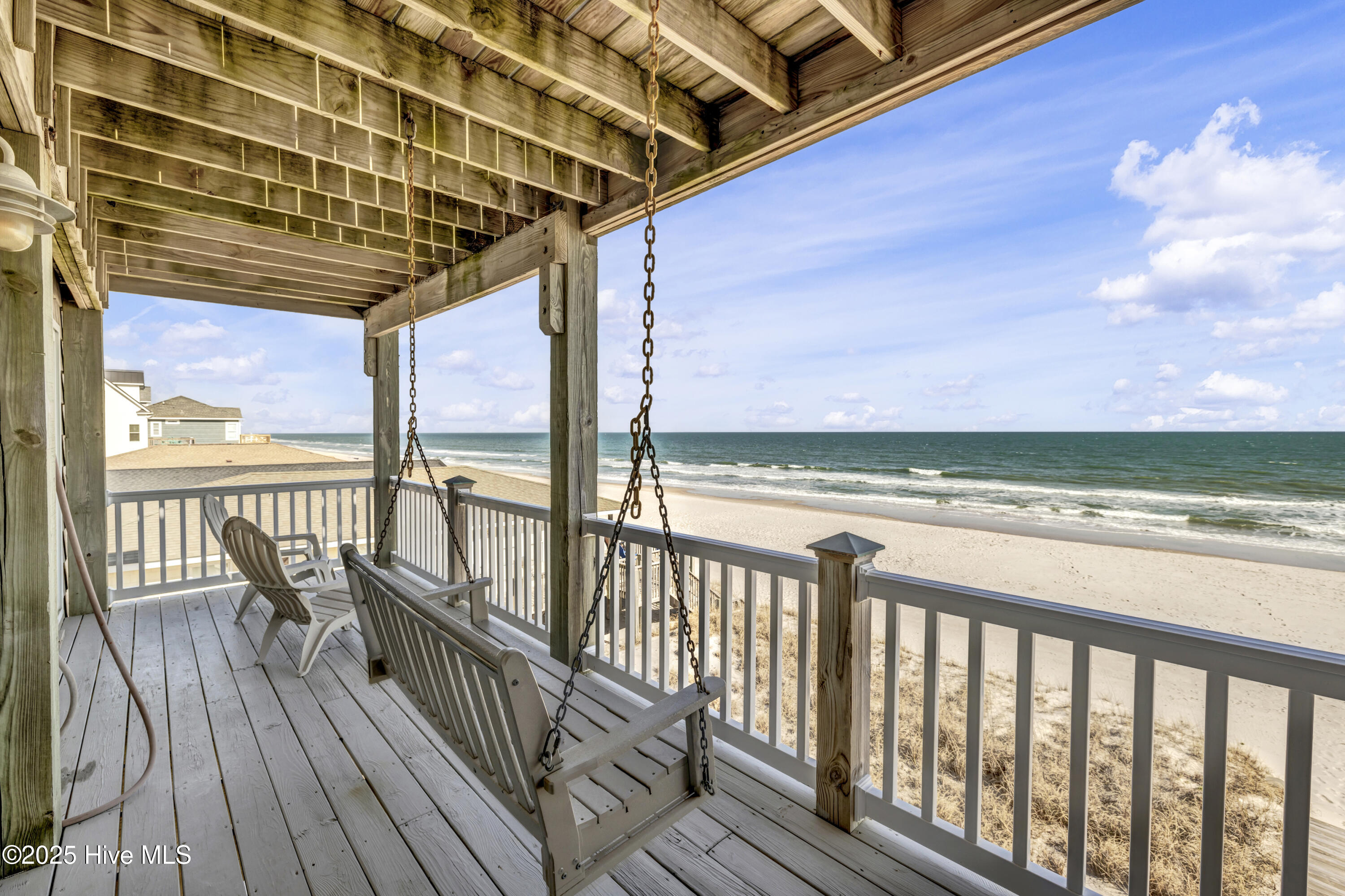 100511067 | Photo 18