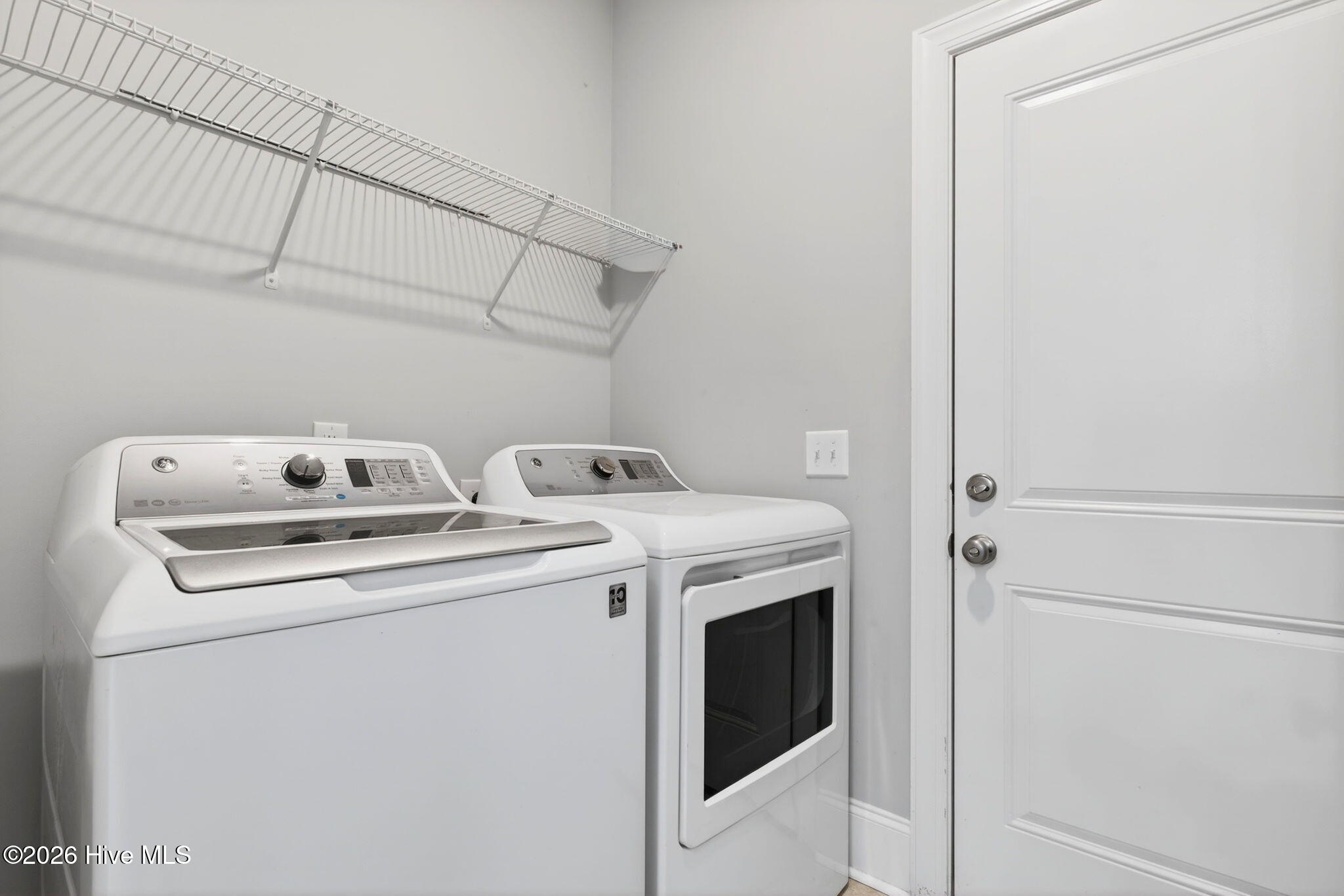 100563252 | Photo 39