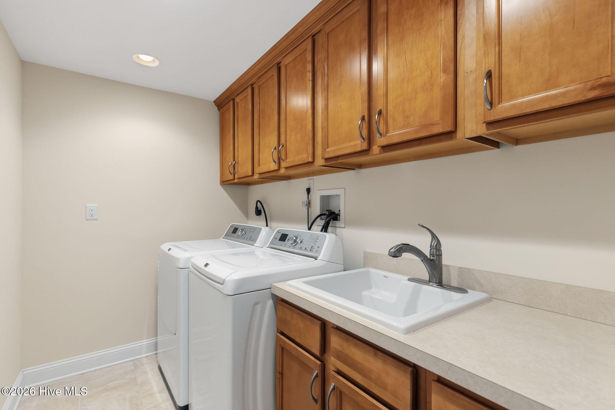 100553774 | Photo 71