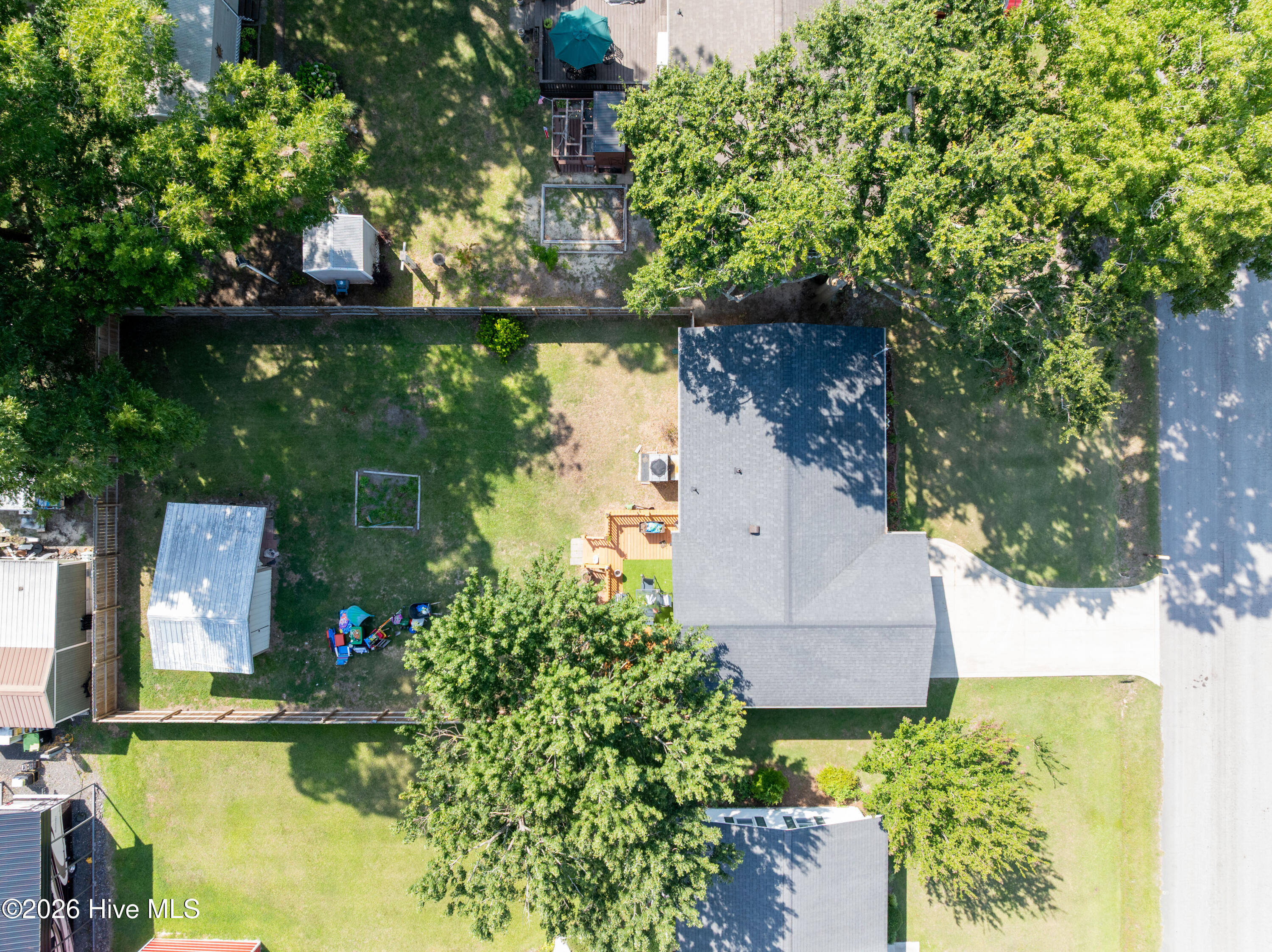 100578569 | Photo 25