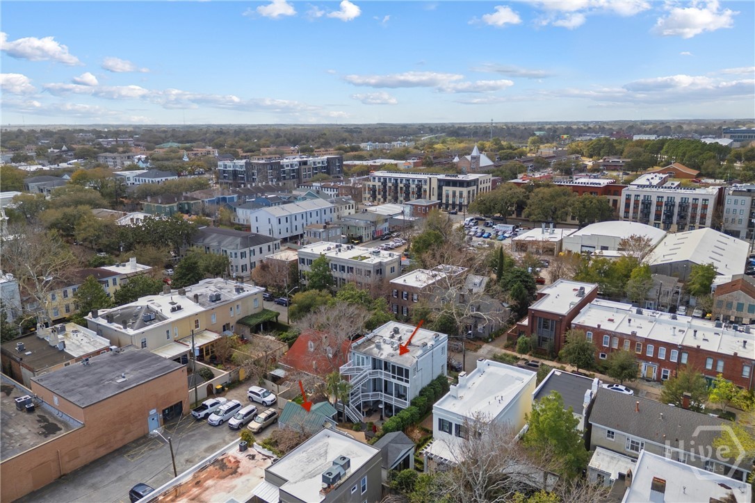 Red arrows point to 512 Tattnall property (two buildings)