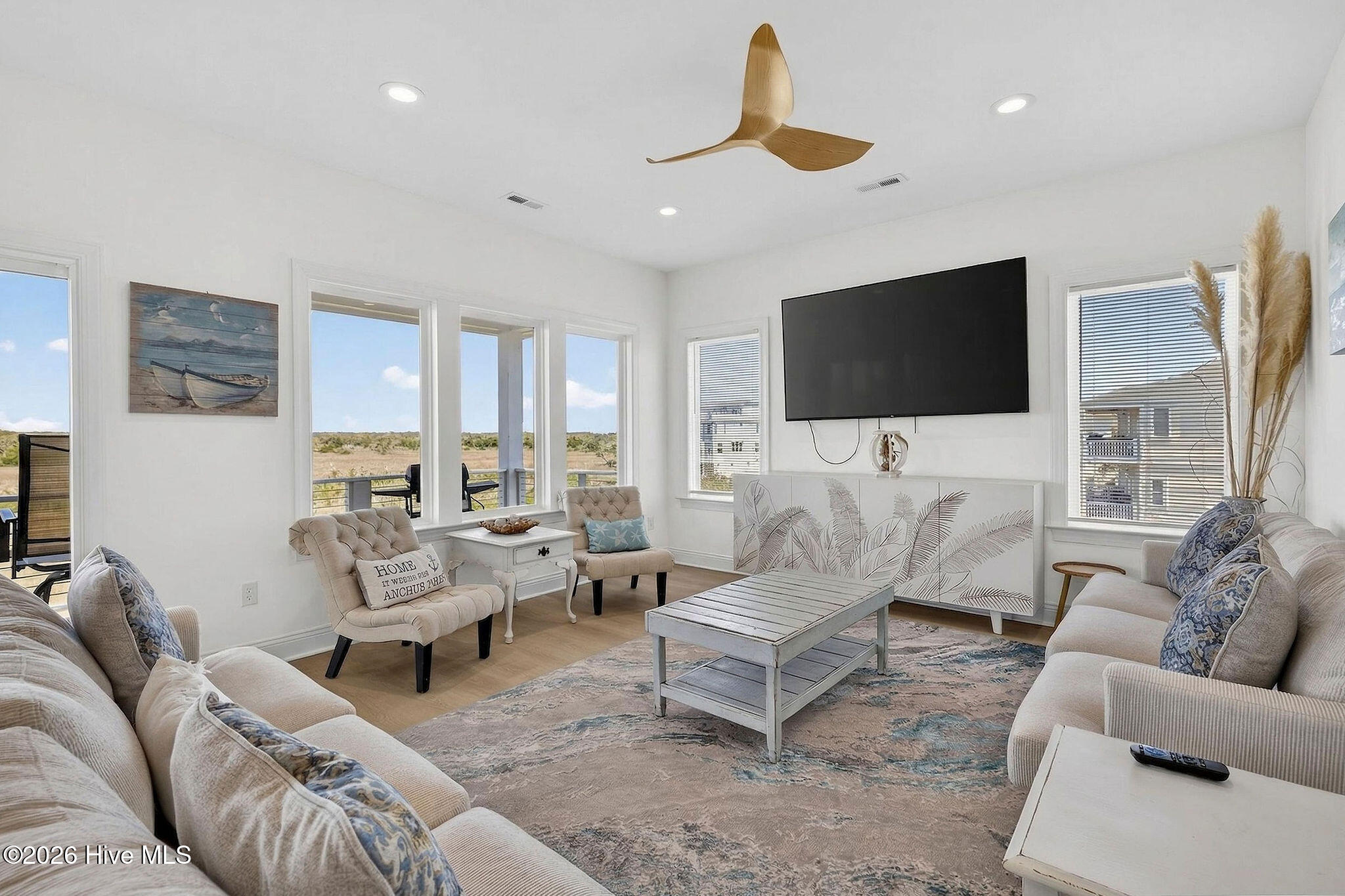 100565526 | Photo 15