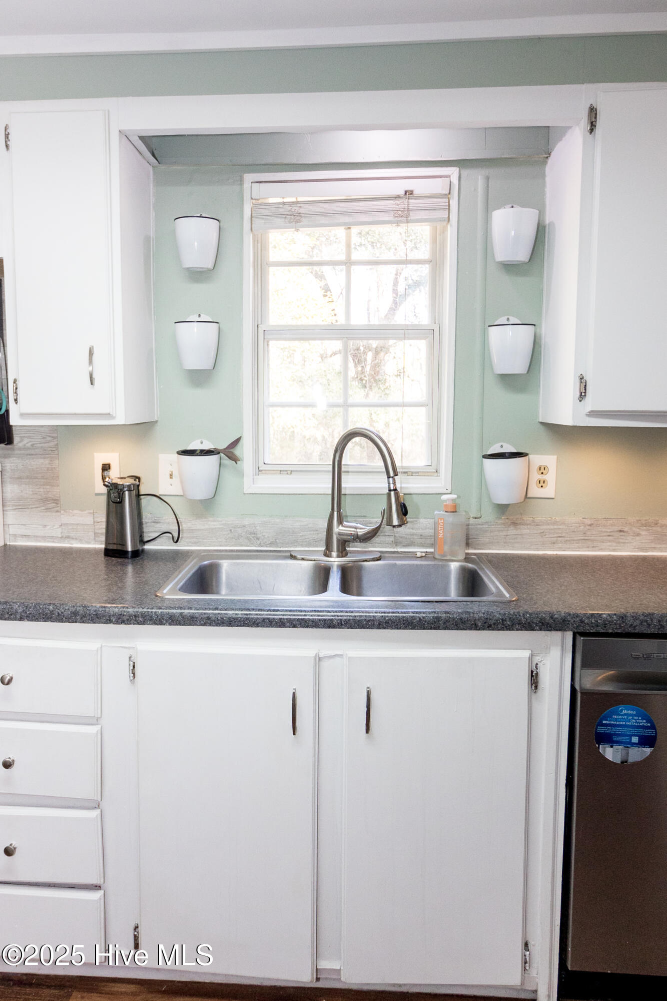 100545695 | Photo 13